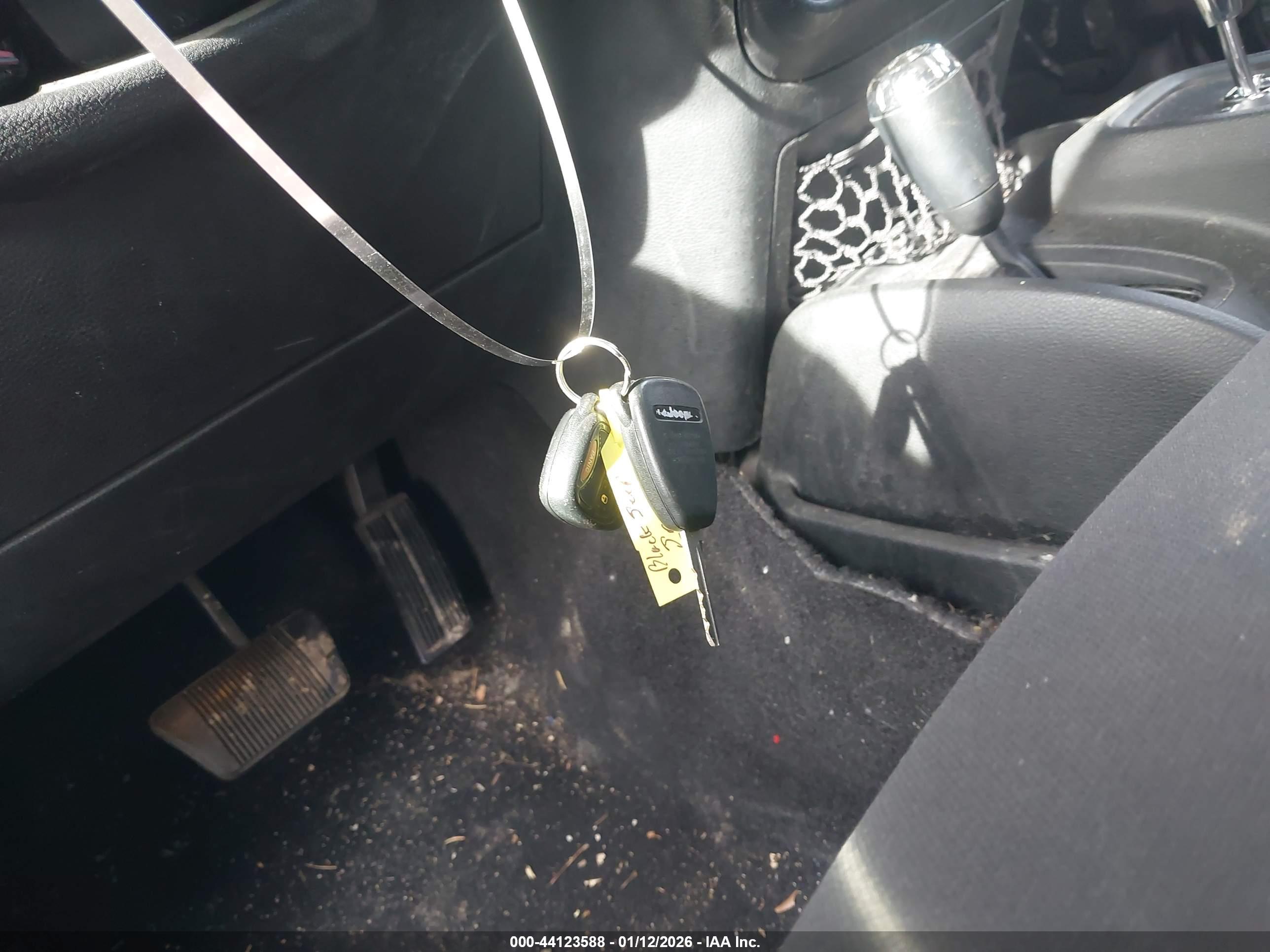 JEEP WRANGLER image 11