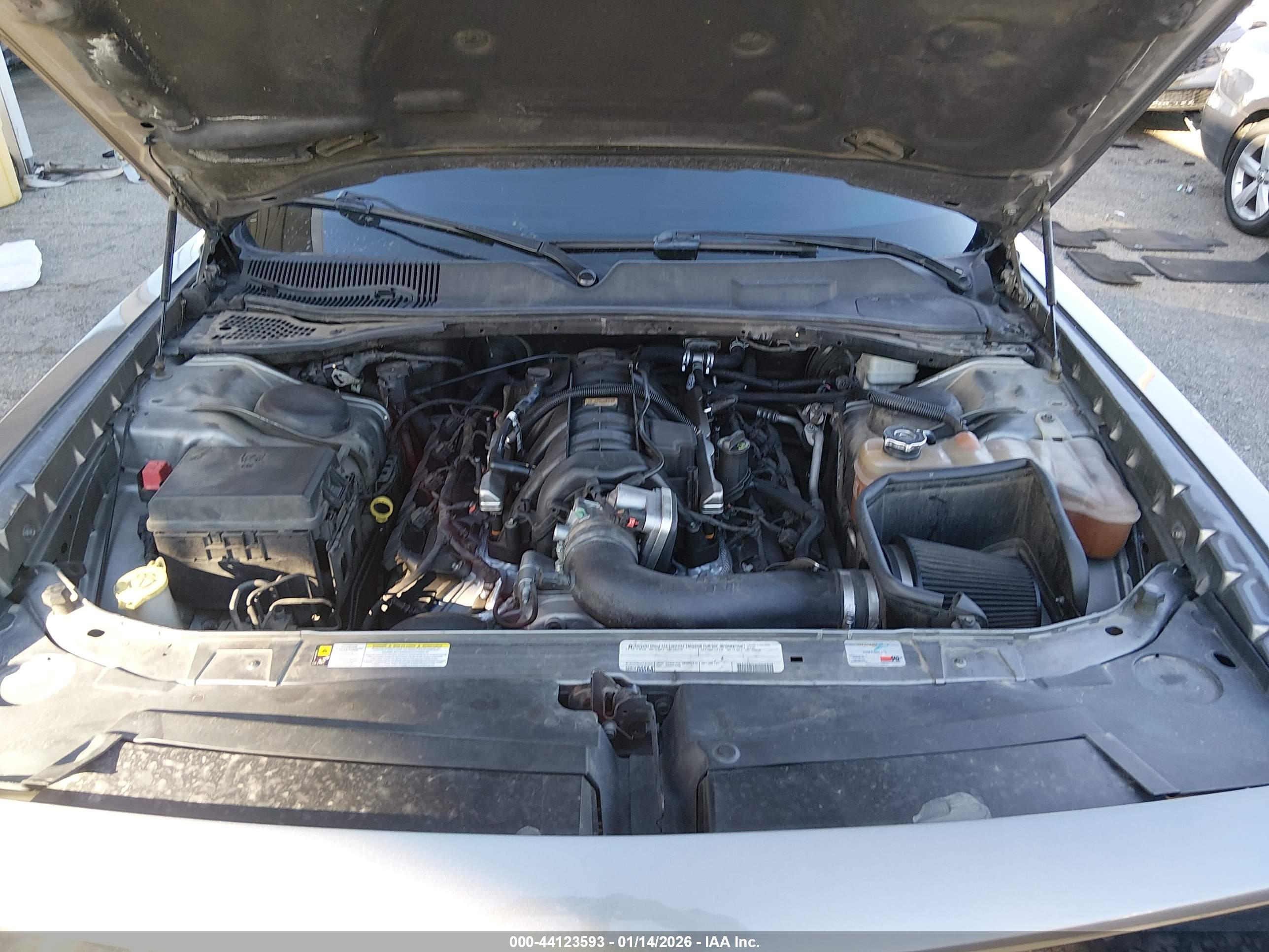 DODGE CHALLENGER image 10