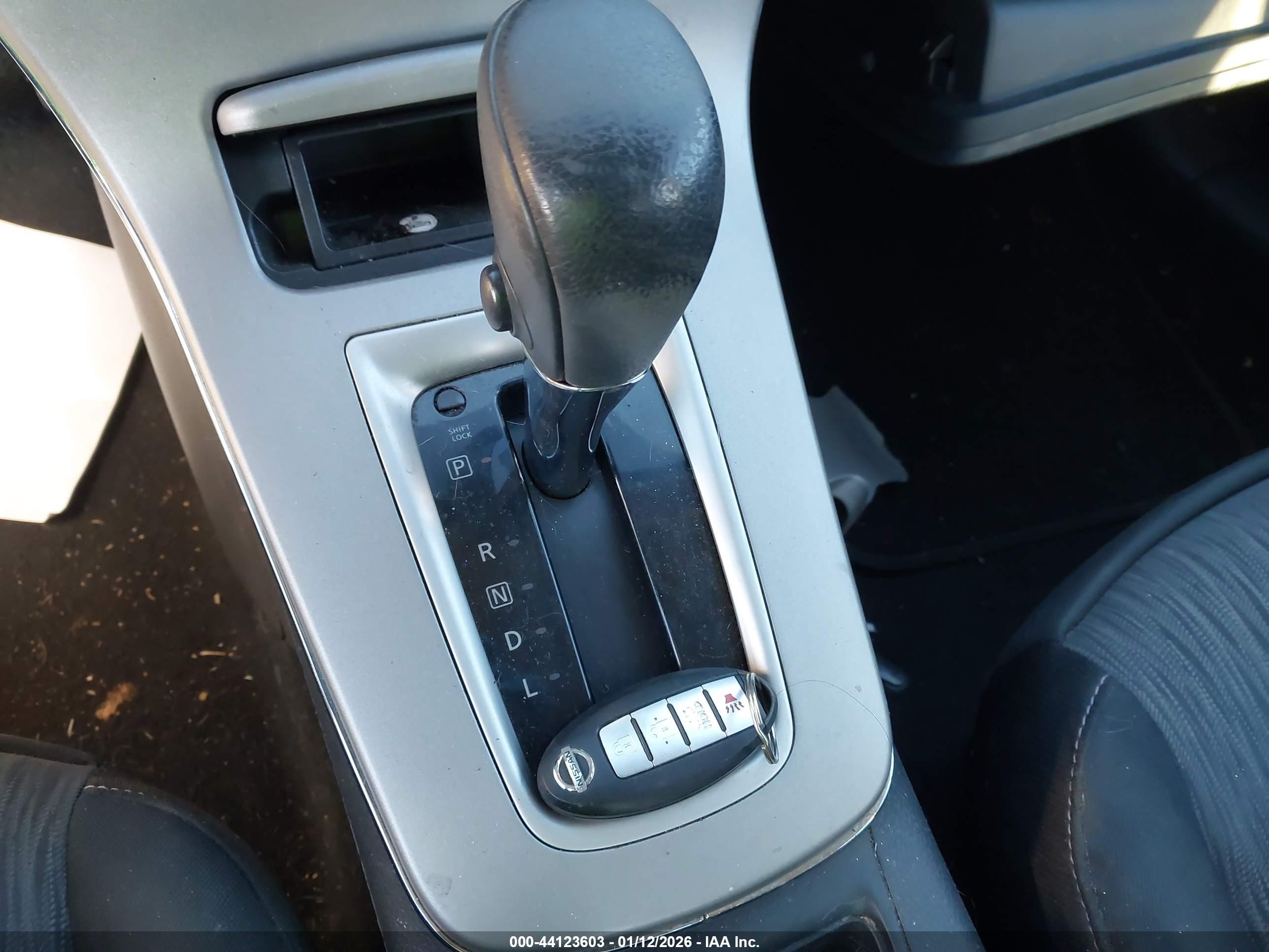 NISSAN SENTRA image 11