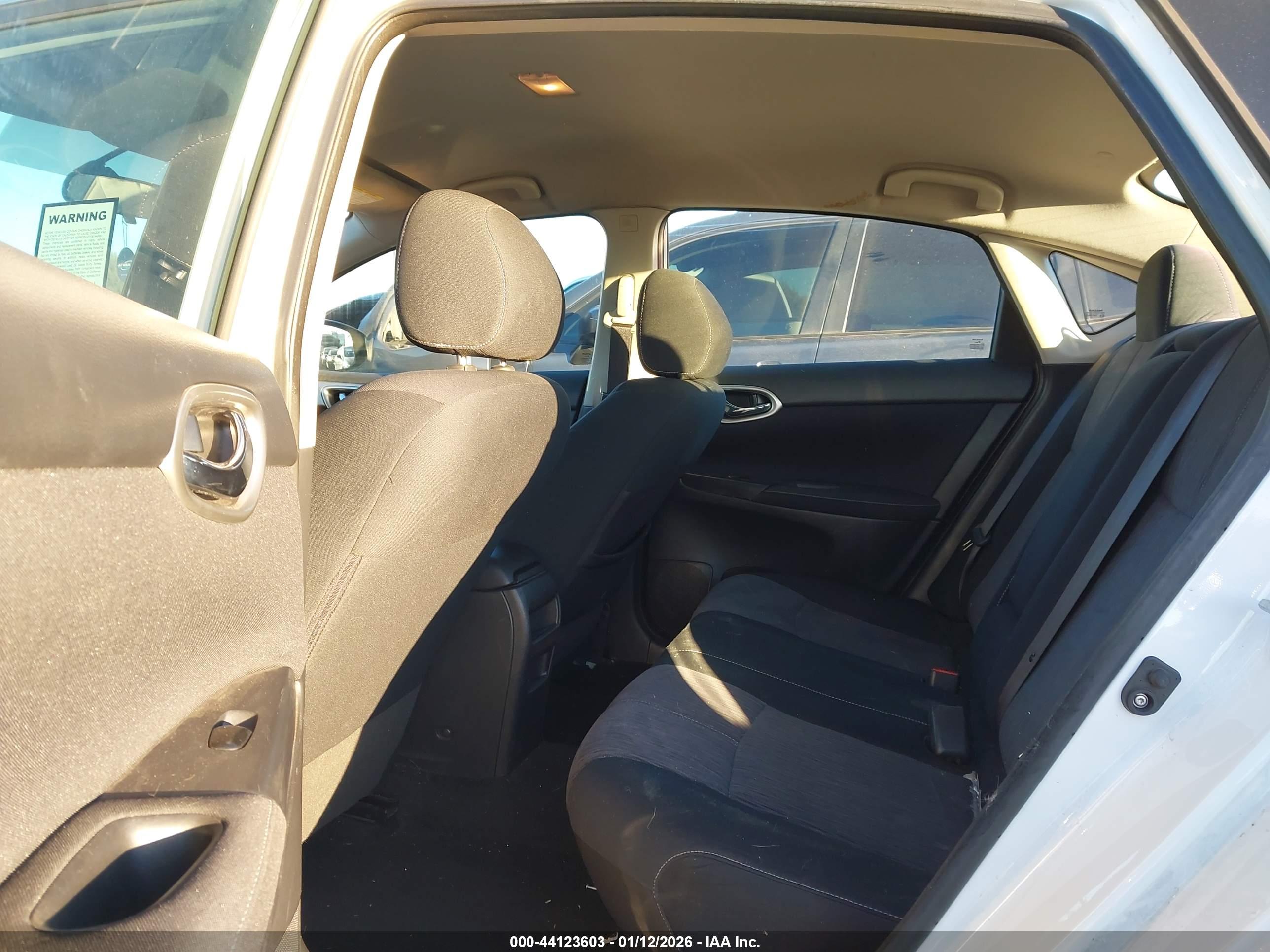 NISSAN SENTRA image 8