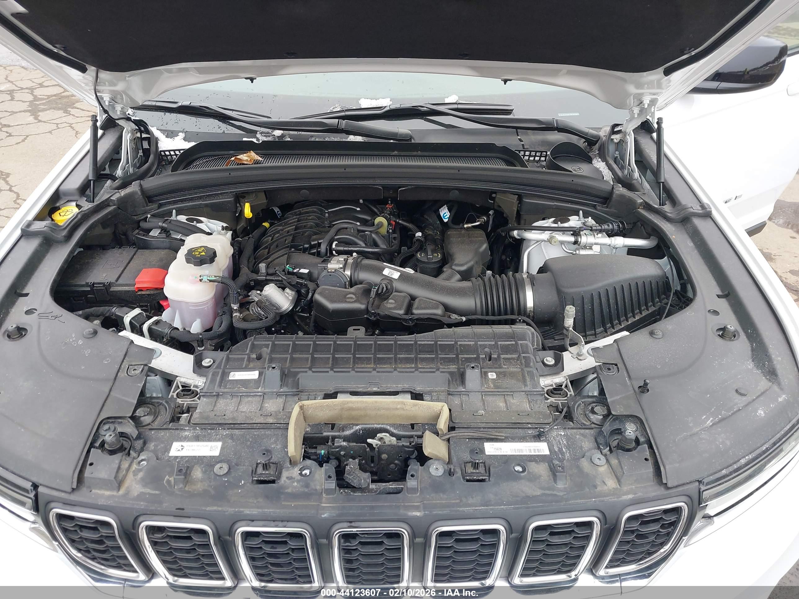 JEEP GRAND image 10