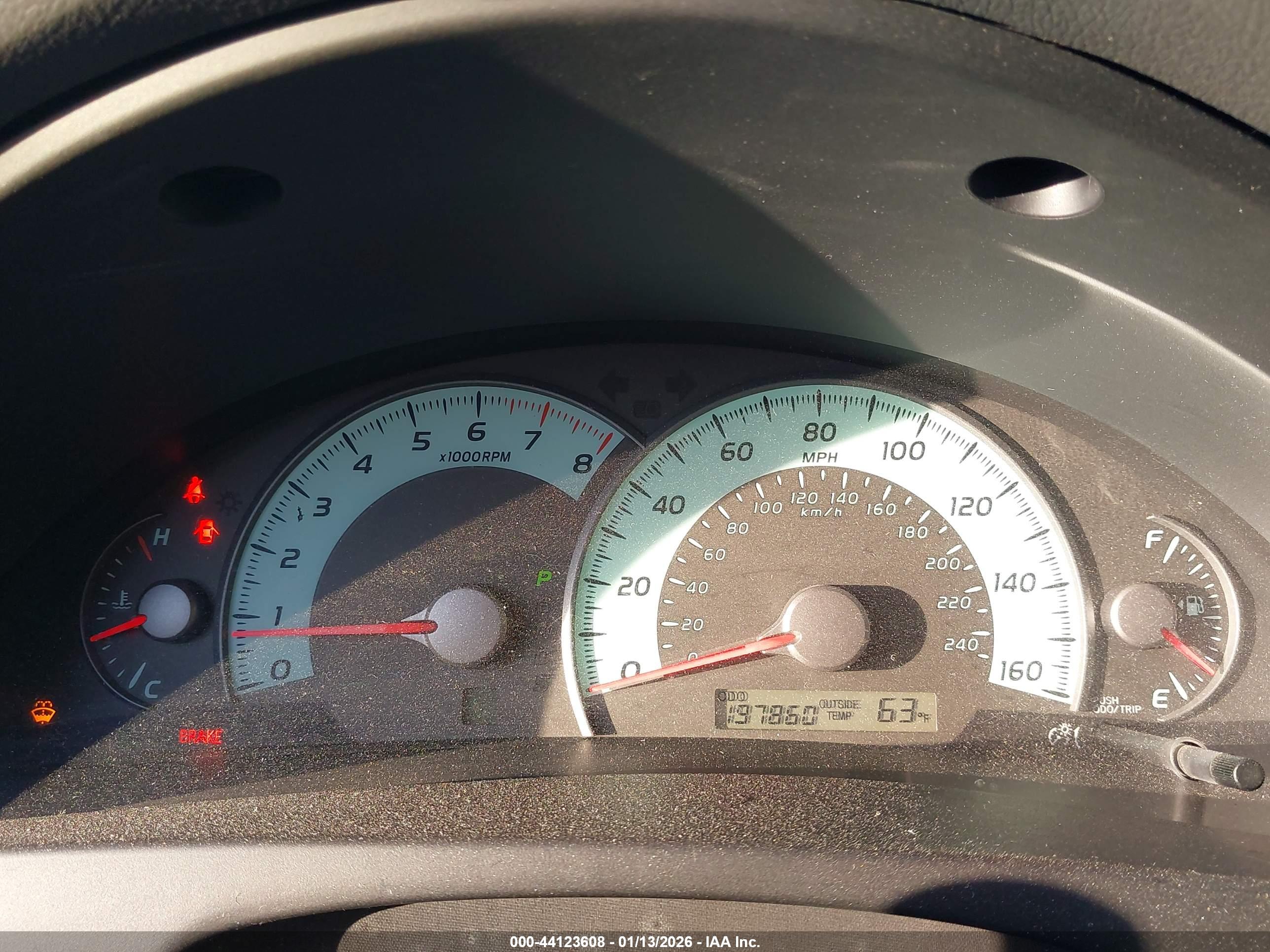 TOYOTA CAMRY image 7