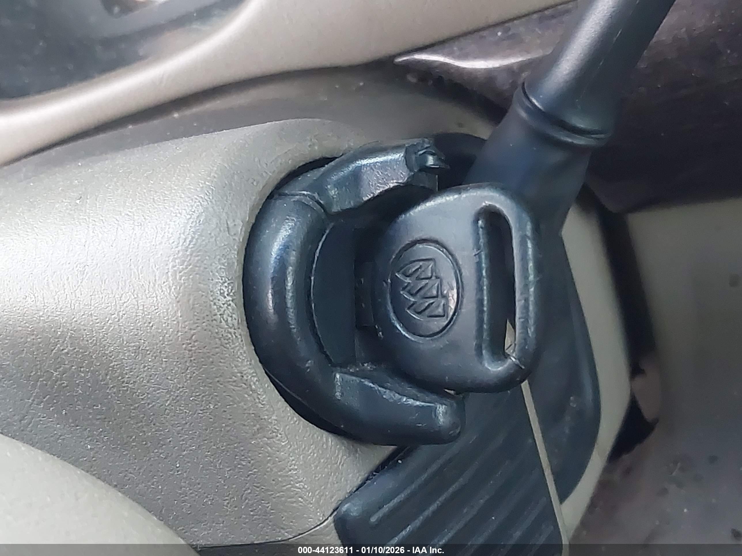 BUICK LESABRE image 11