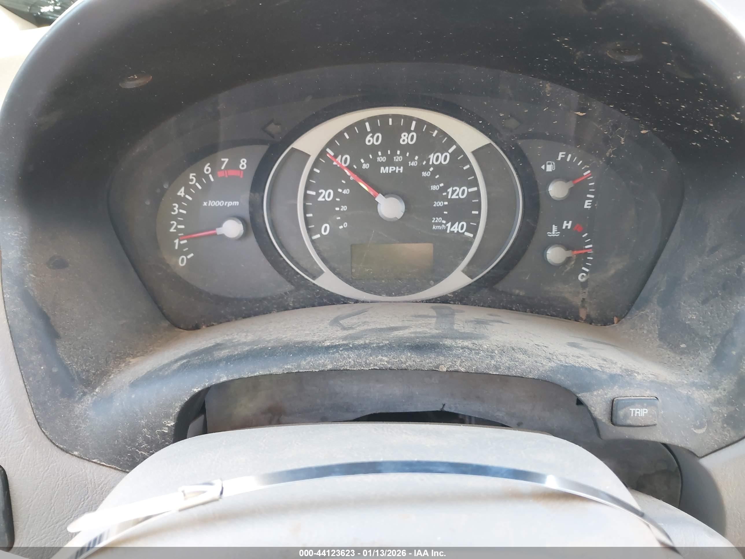HYUNDAI TUCSON image 7