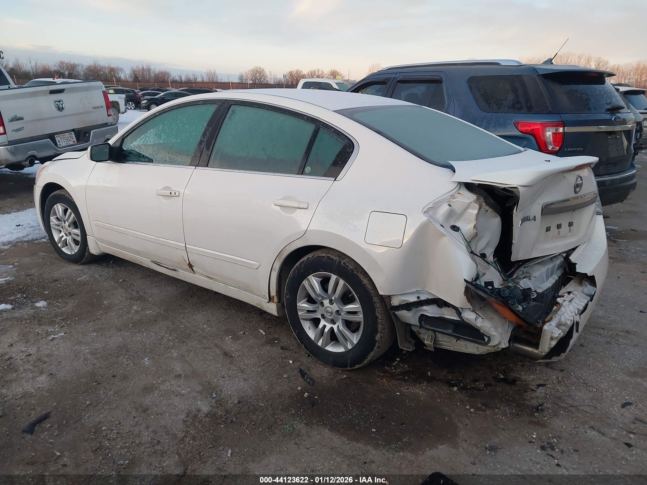 NISSAN ALTIMA image 3
