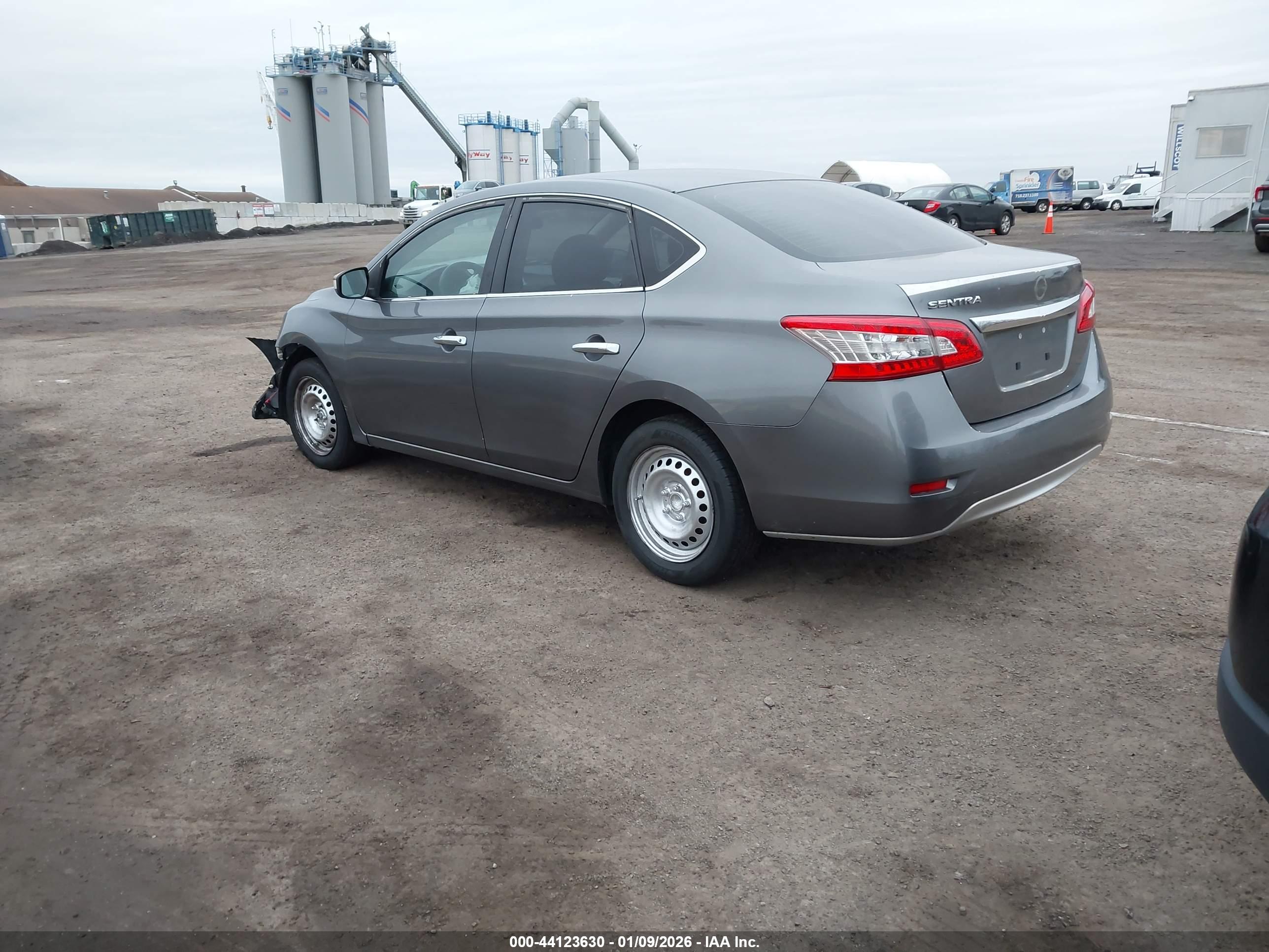 NISSAN SENTRA image 3