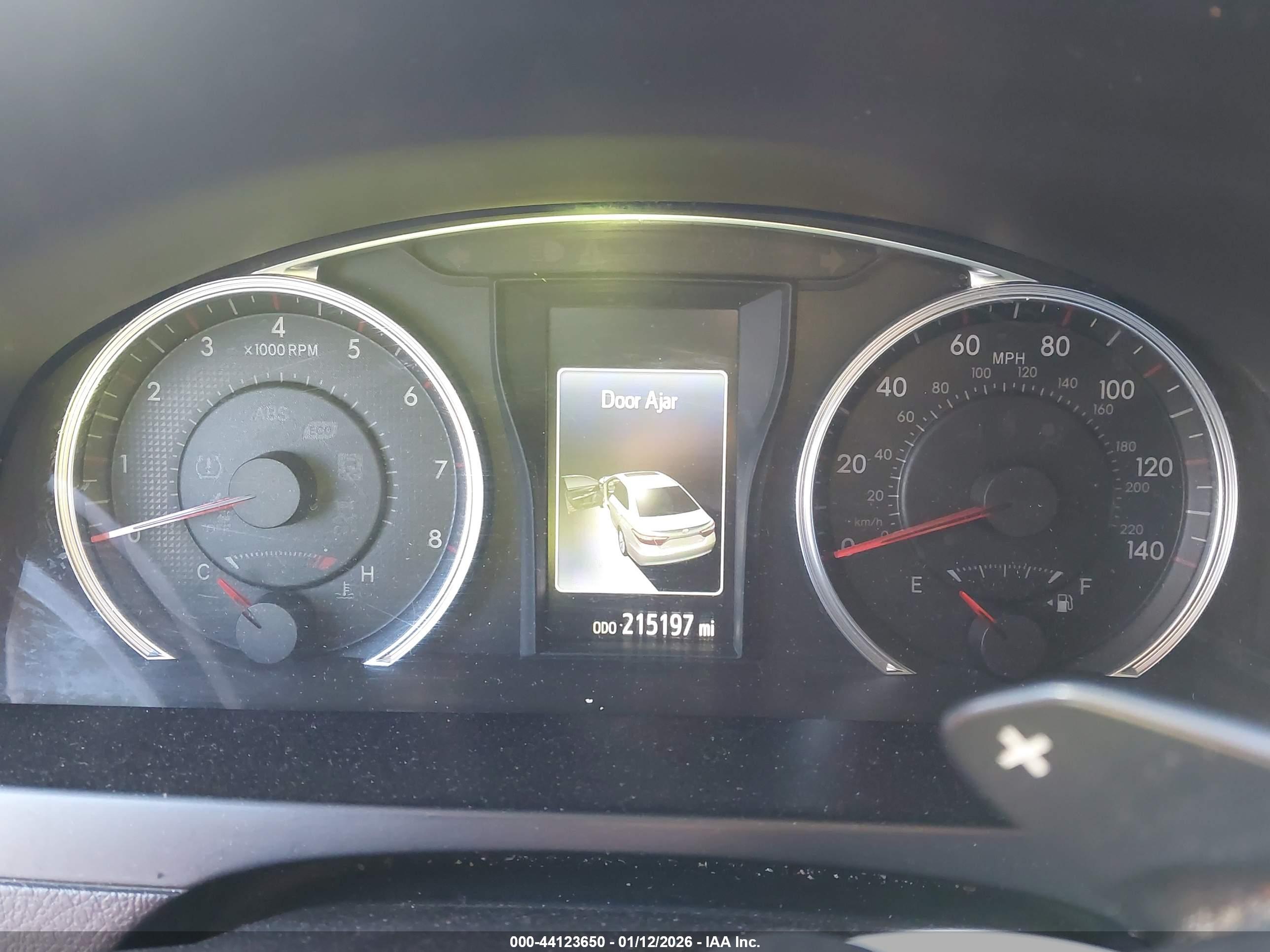 TOYOTA CAMRY image 7