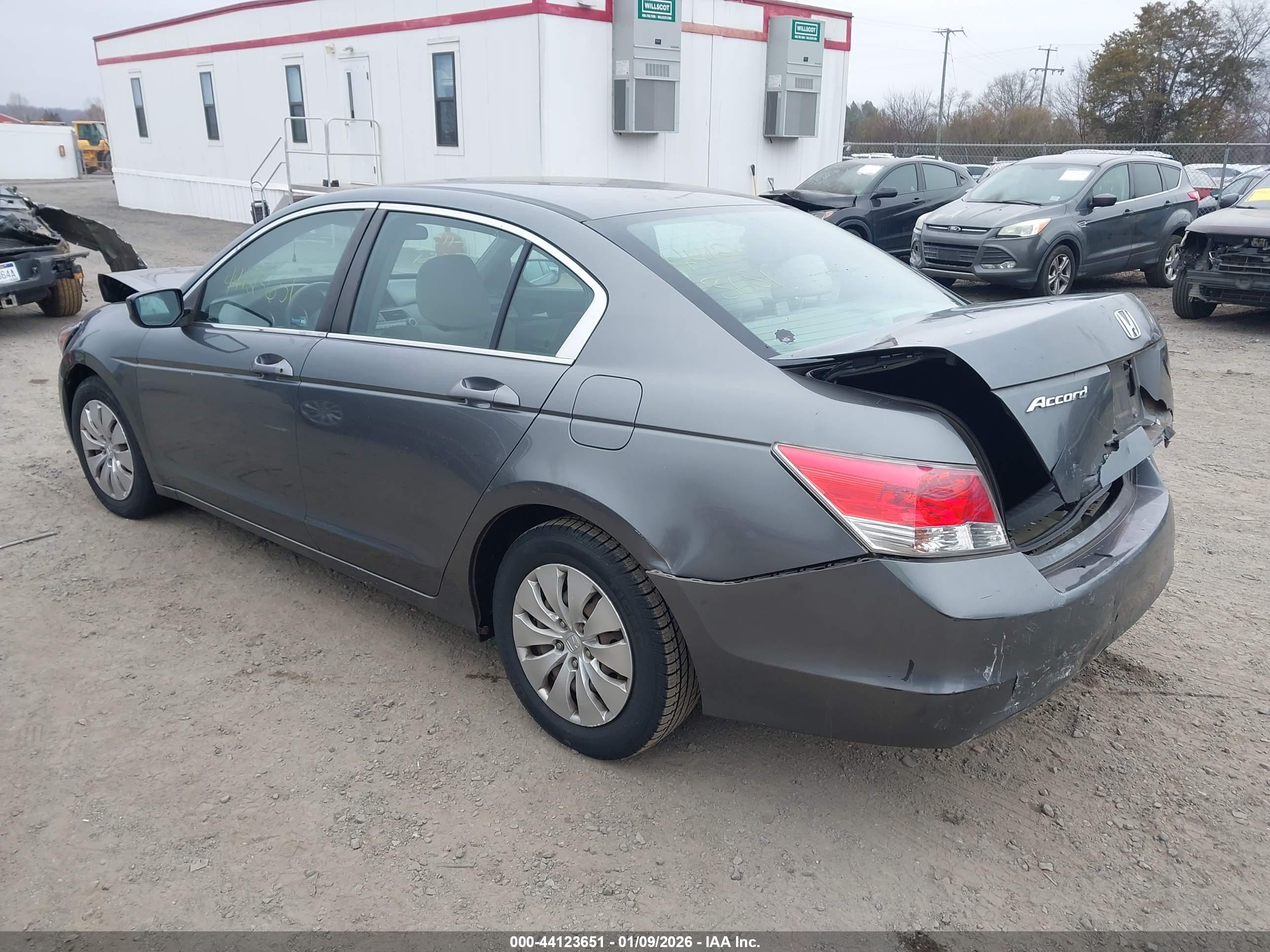 HONDA ACCORD image 3