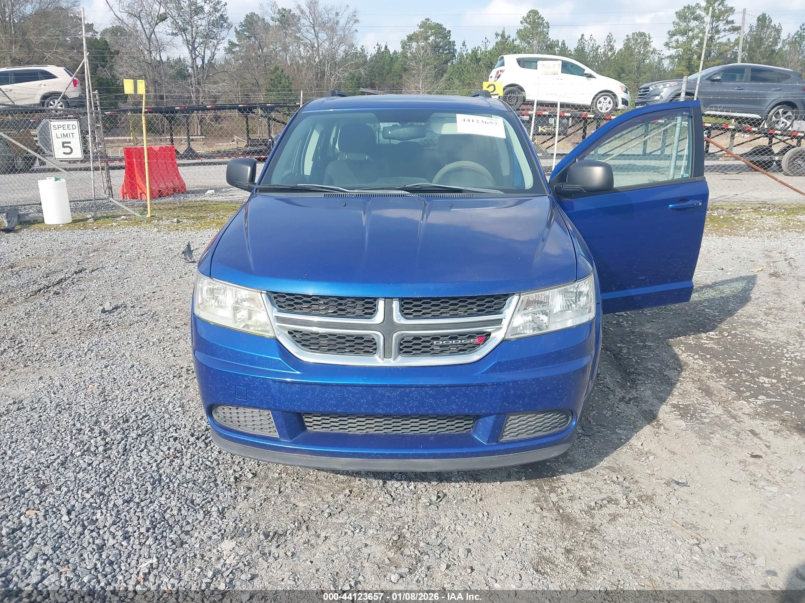 DODGE JOURNEY image 6