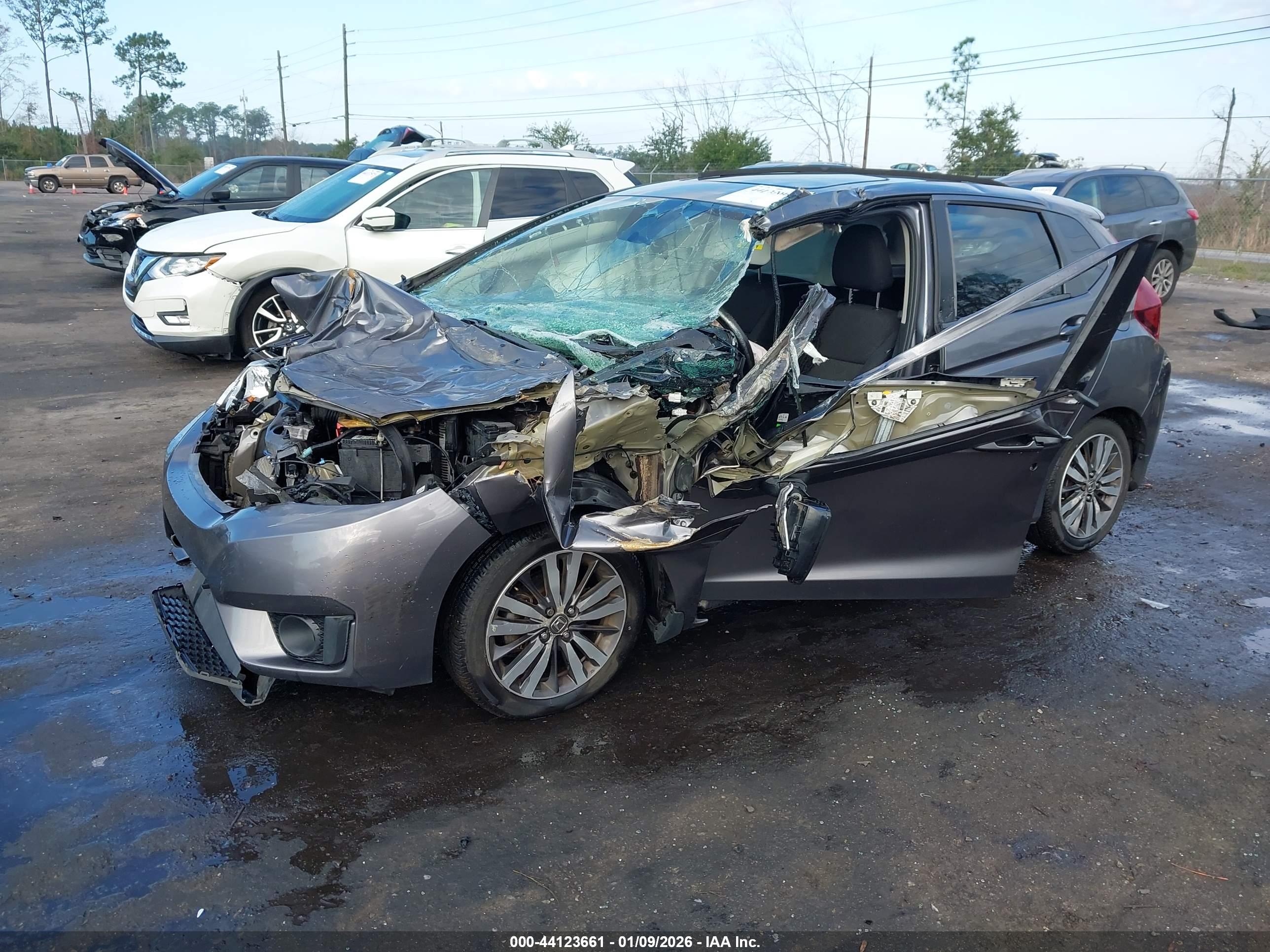 HONDA FIT image 2