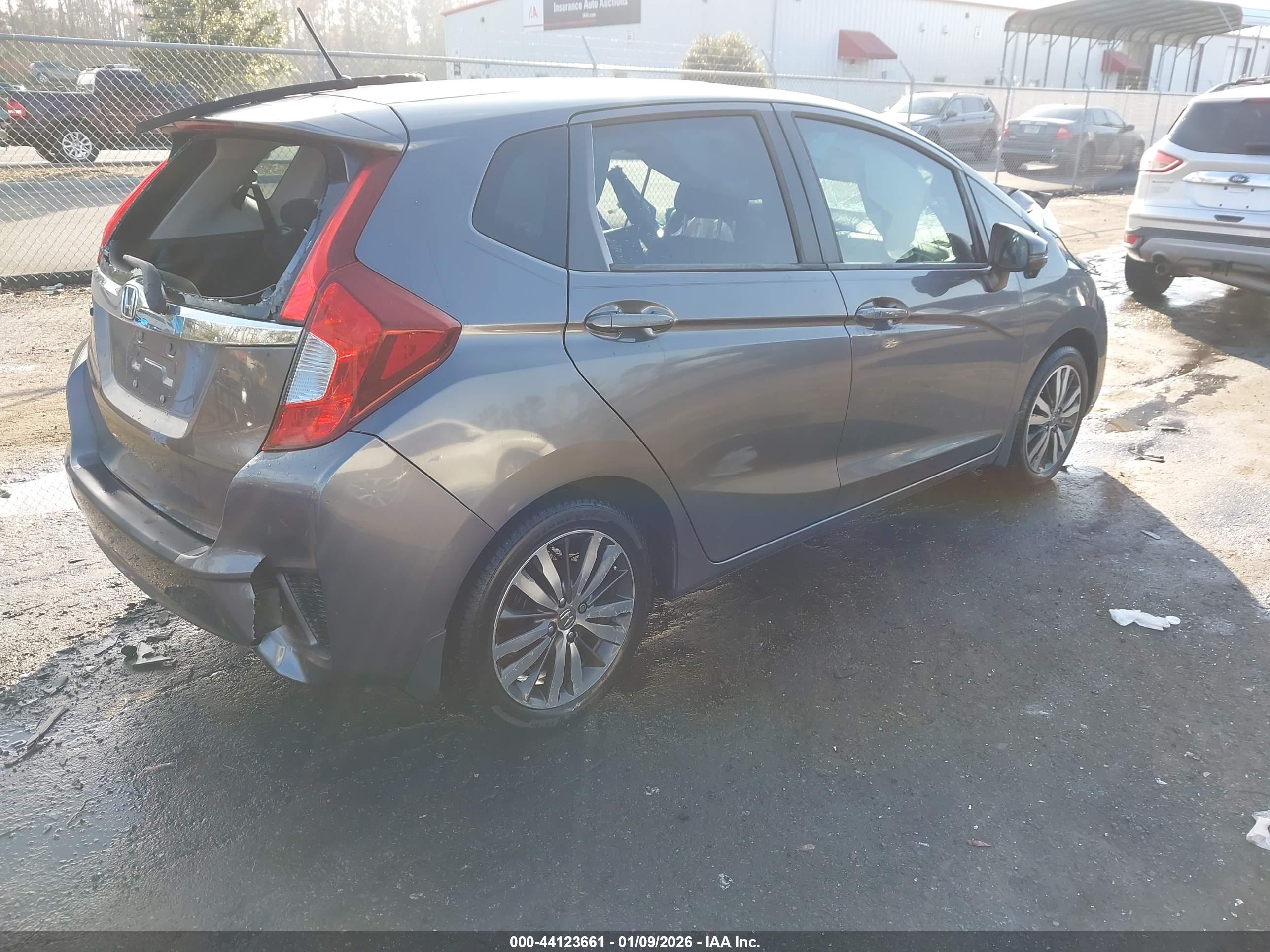 HONDA FIT image 4