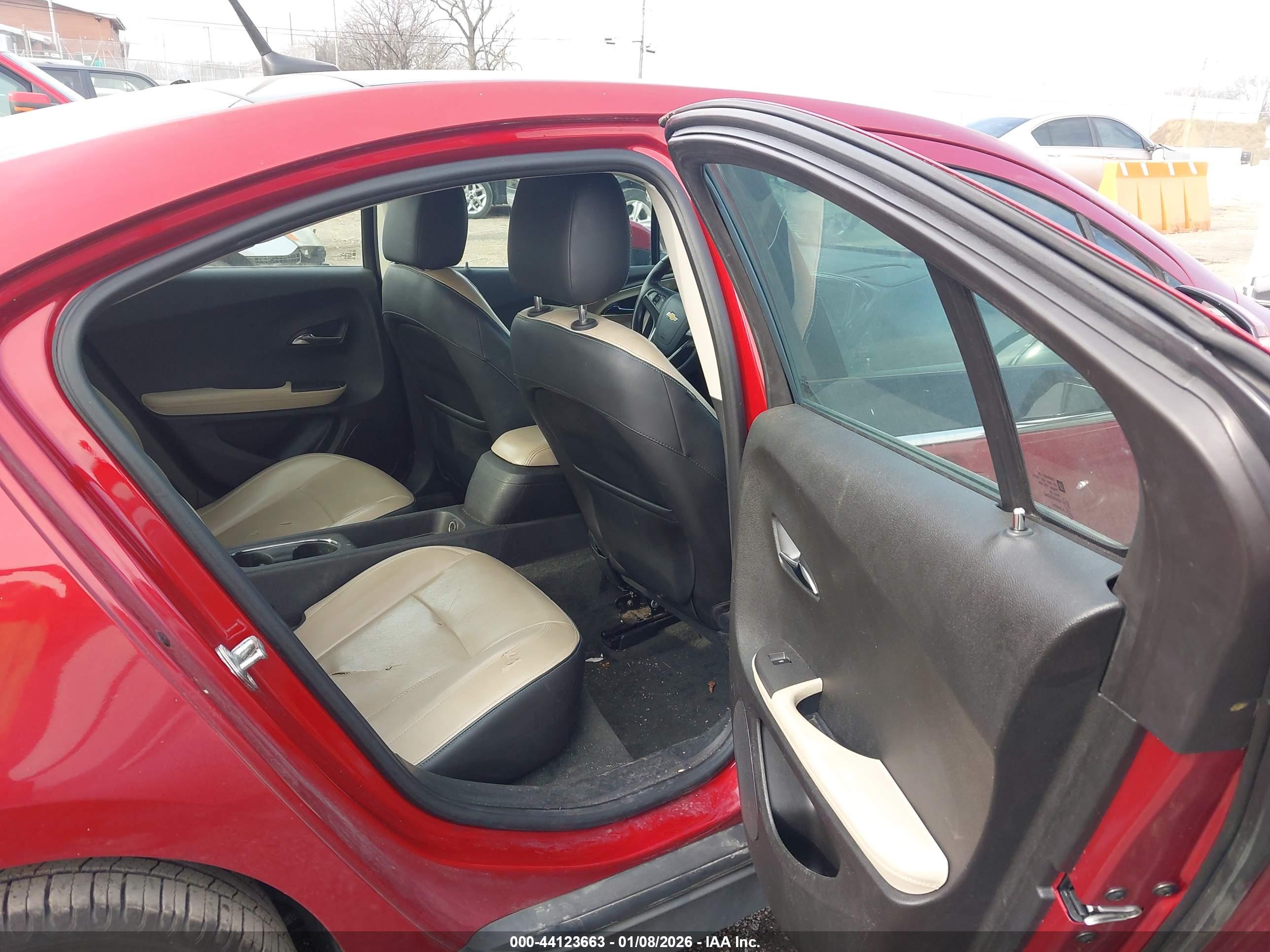 CHEVROLET VOLT image 8