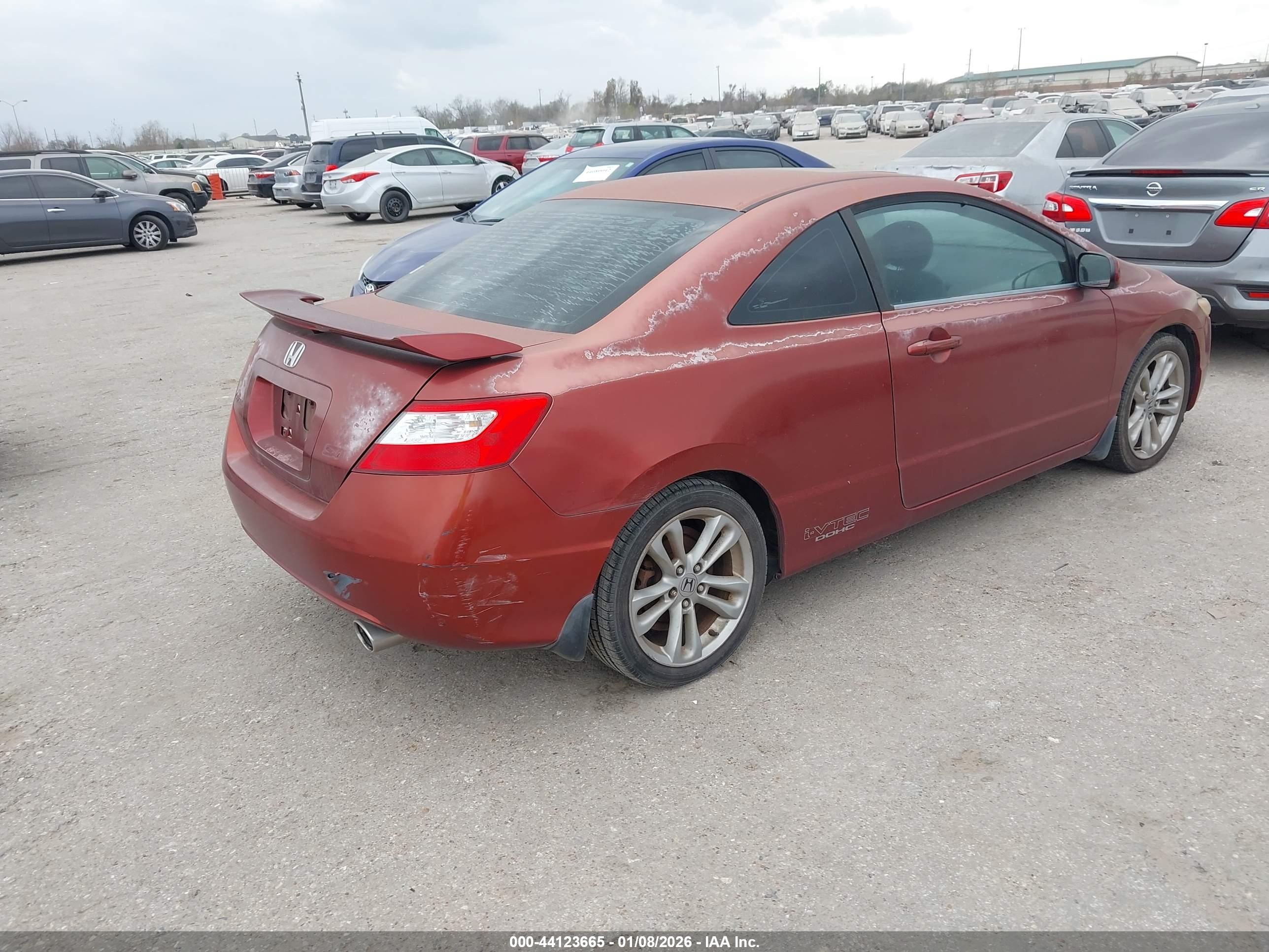 HONDA CIVIC image 4