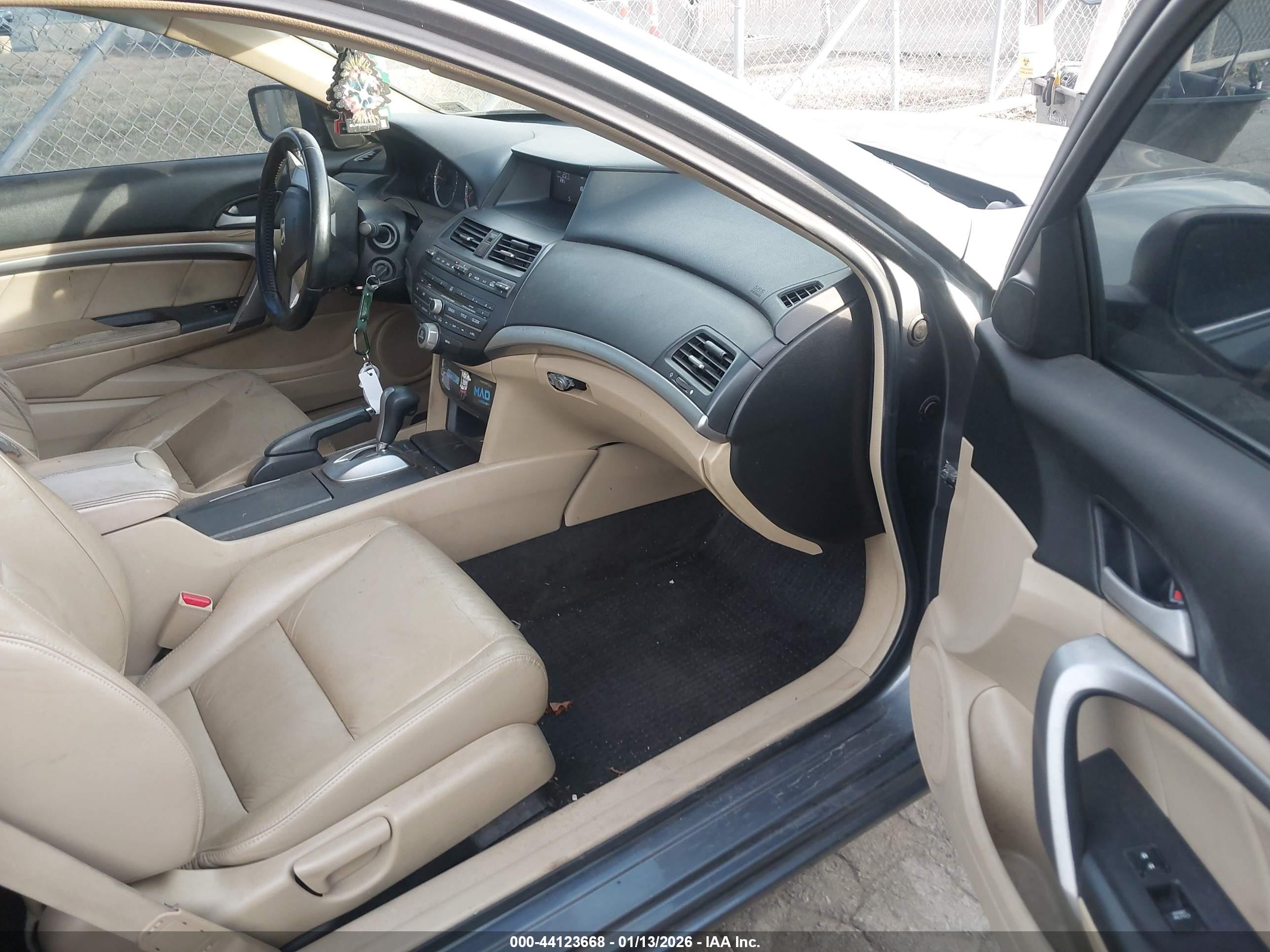 HONDA ACCORD image 5