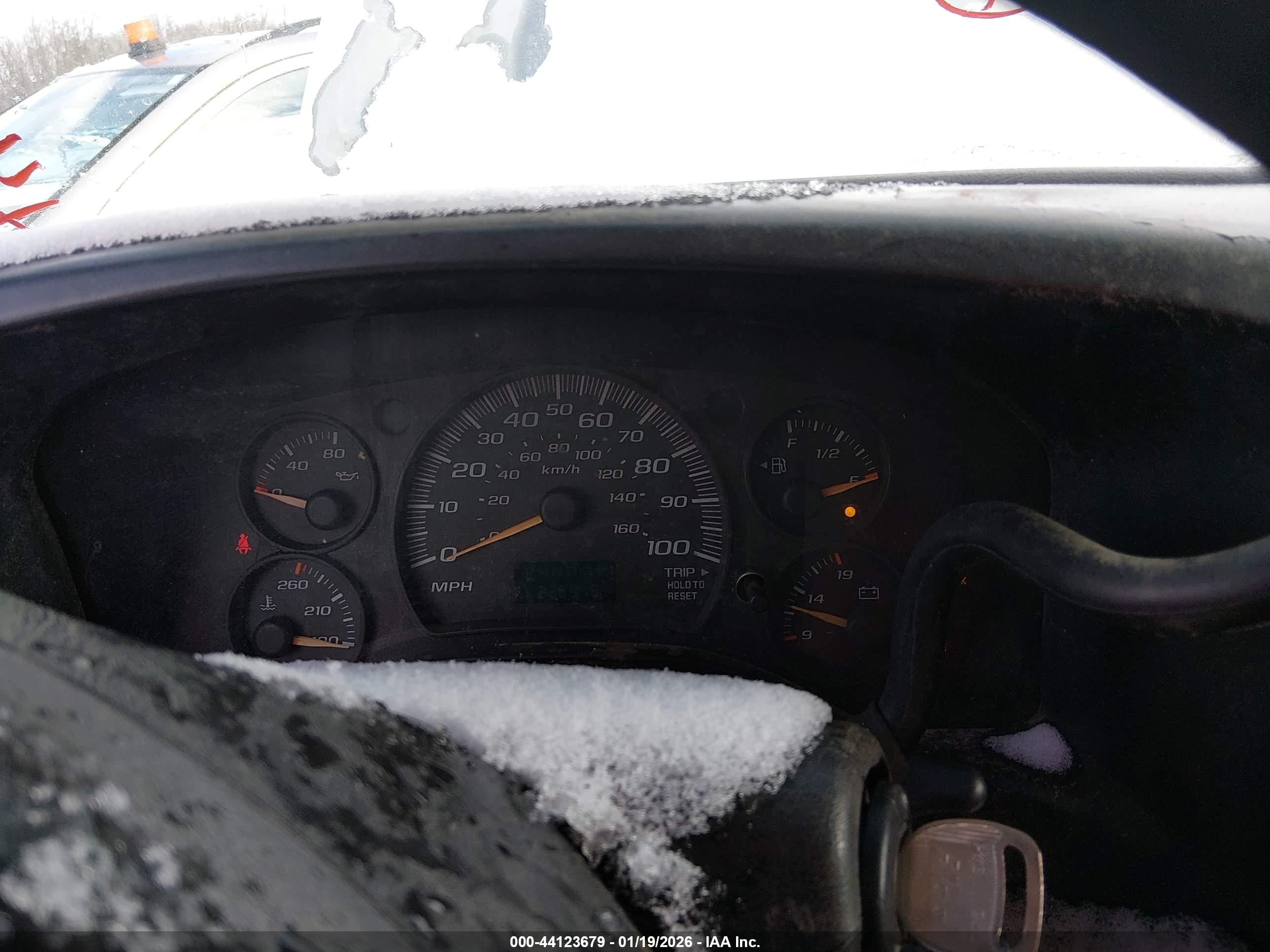 CHEVROLET EXPRESS image 7