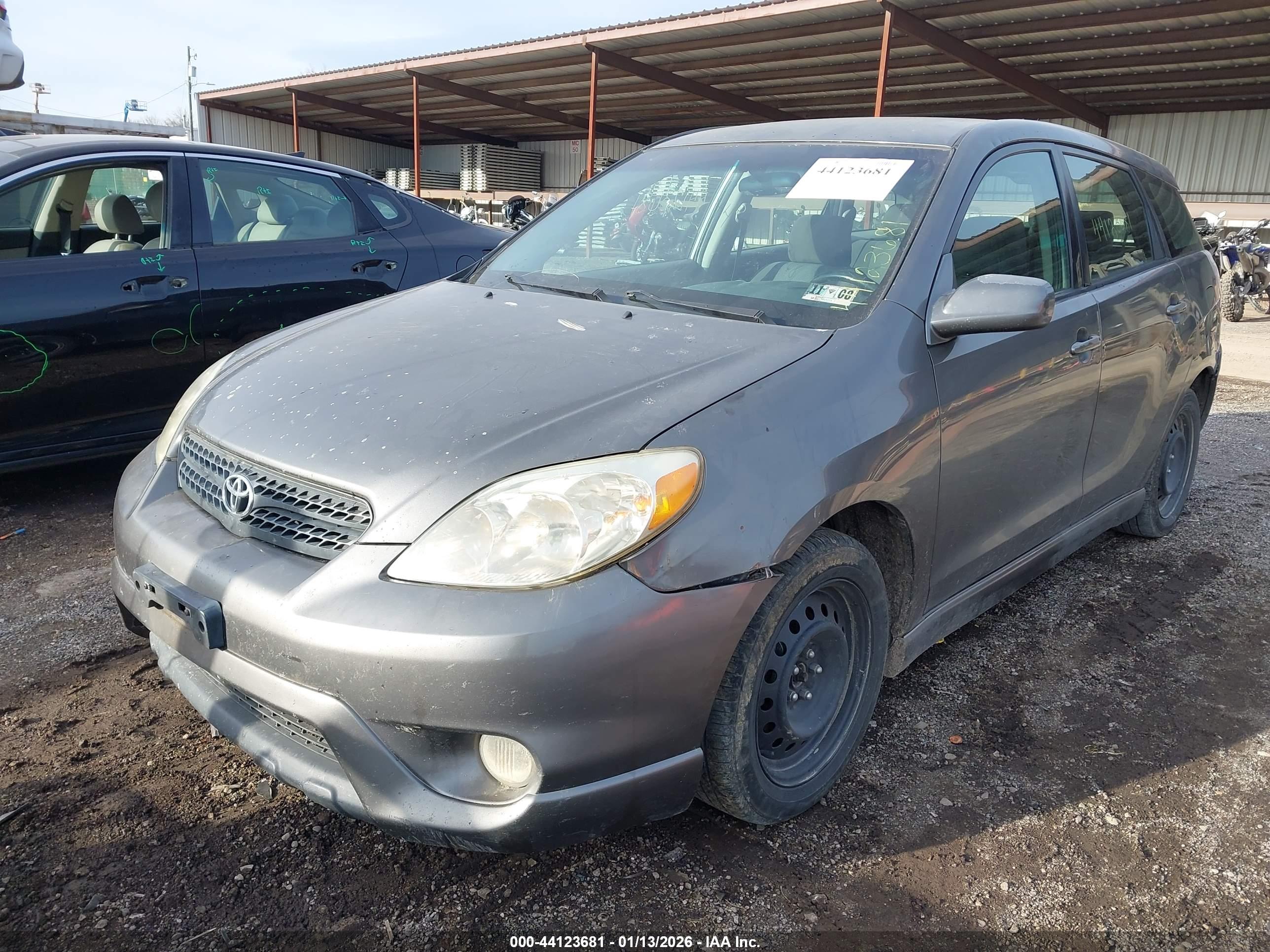 TOYOTA MATRIX image 2