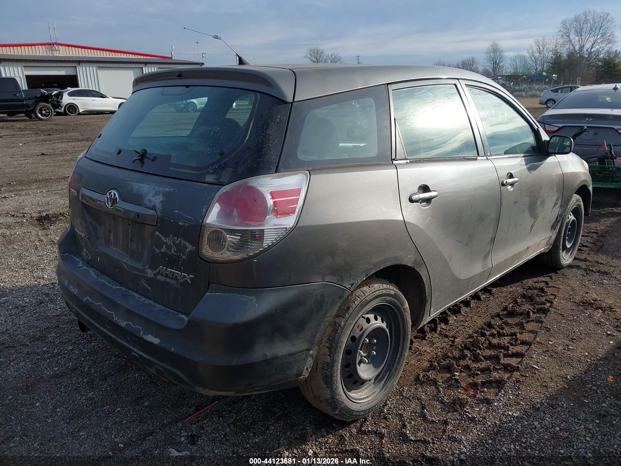 TOYOTA MATRIX image 4