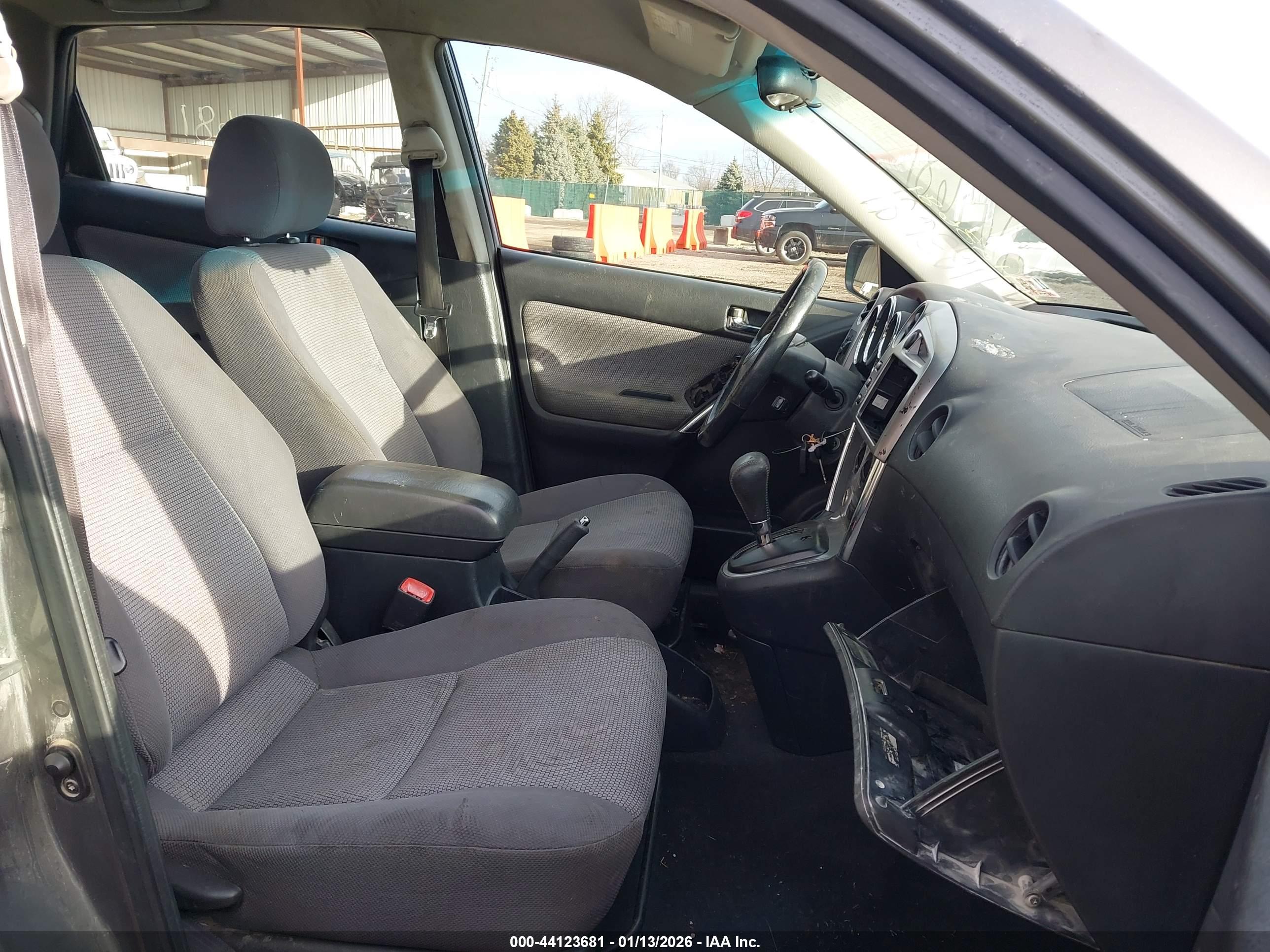 TOYOTA MATRIX image 5