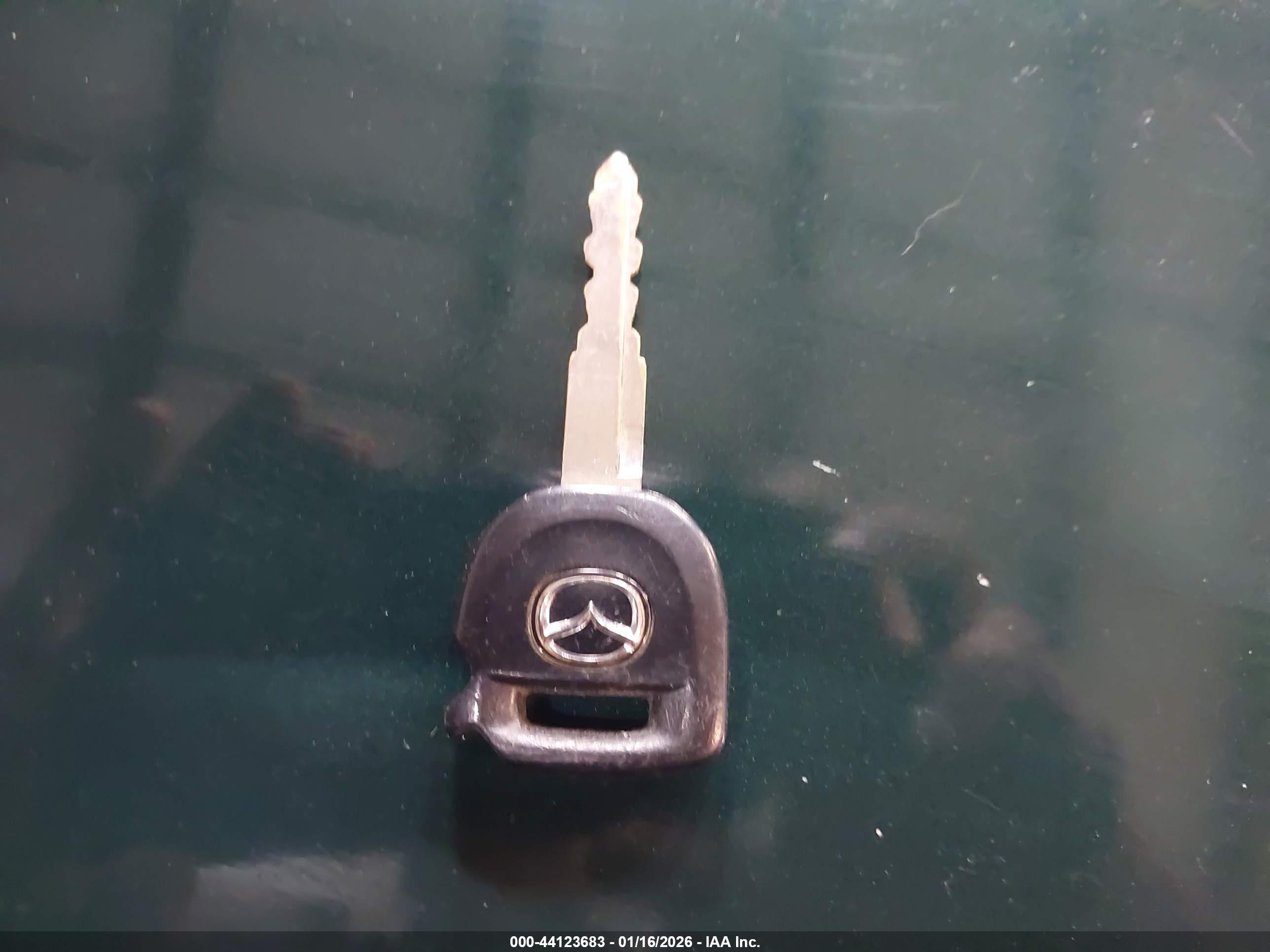 MAZDA MX-5 image 11