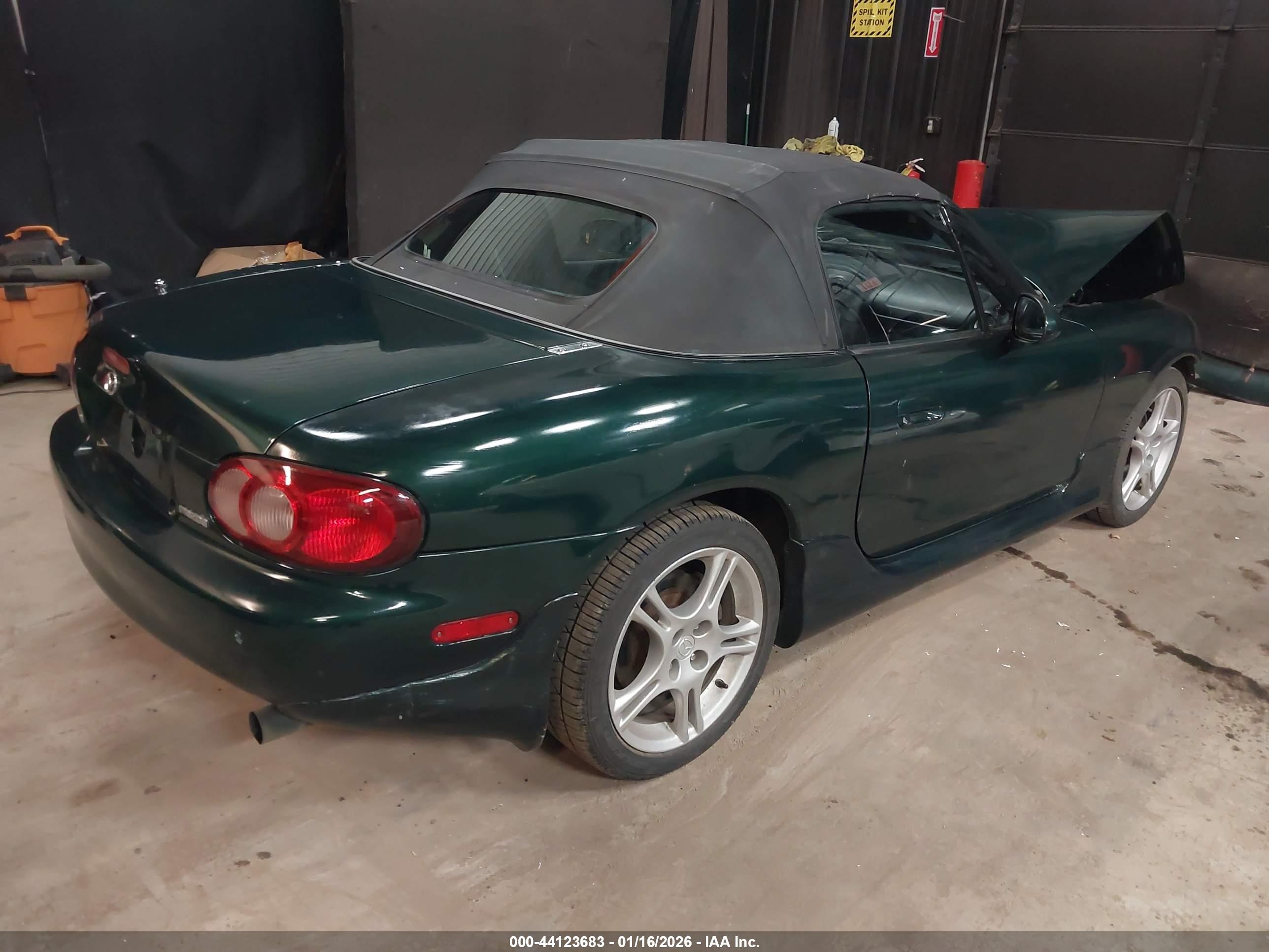 MAZDA MX-5 image 4