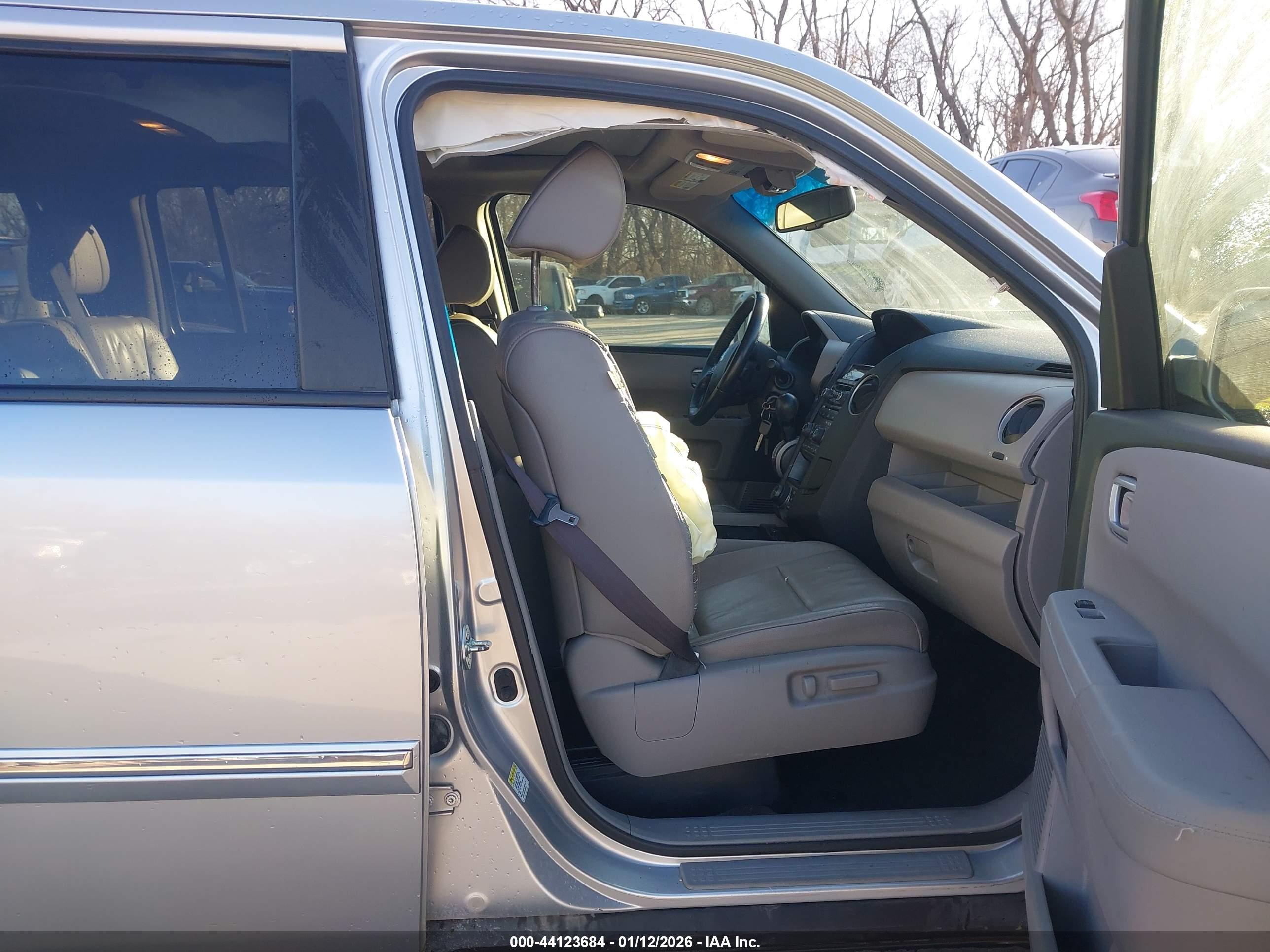 HONDA PILOT image 5