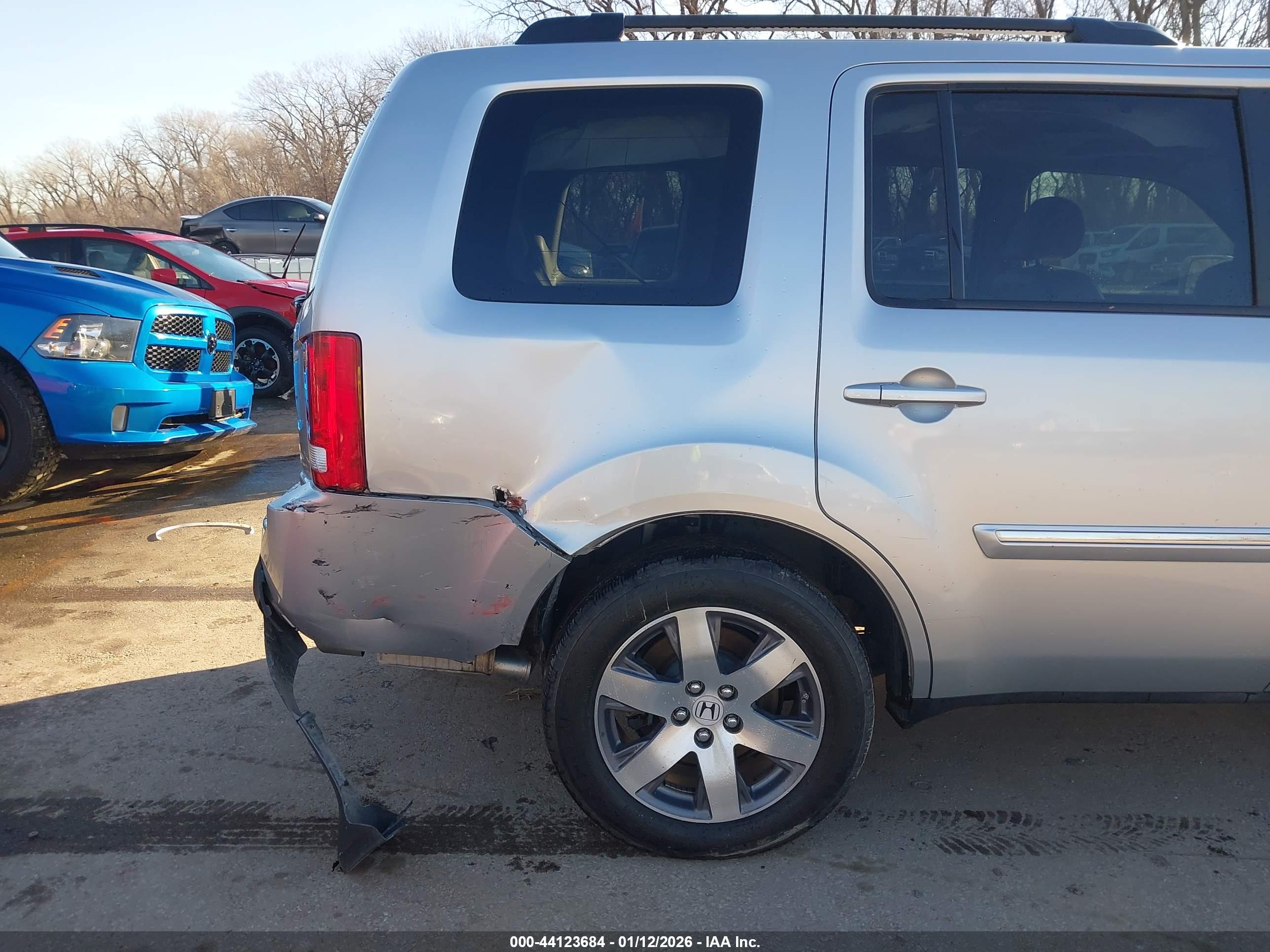 HONDA PILOT image 6