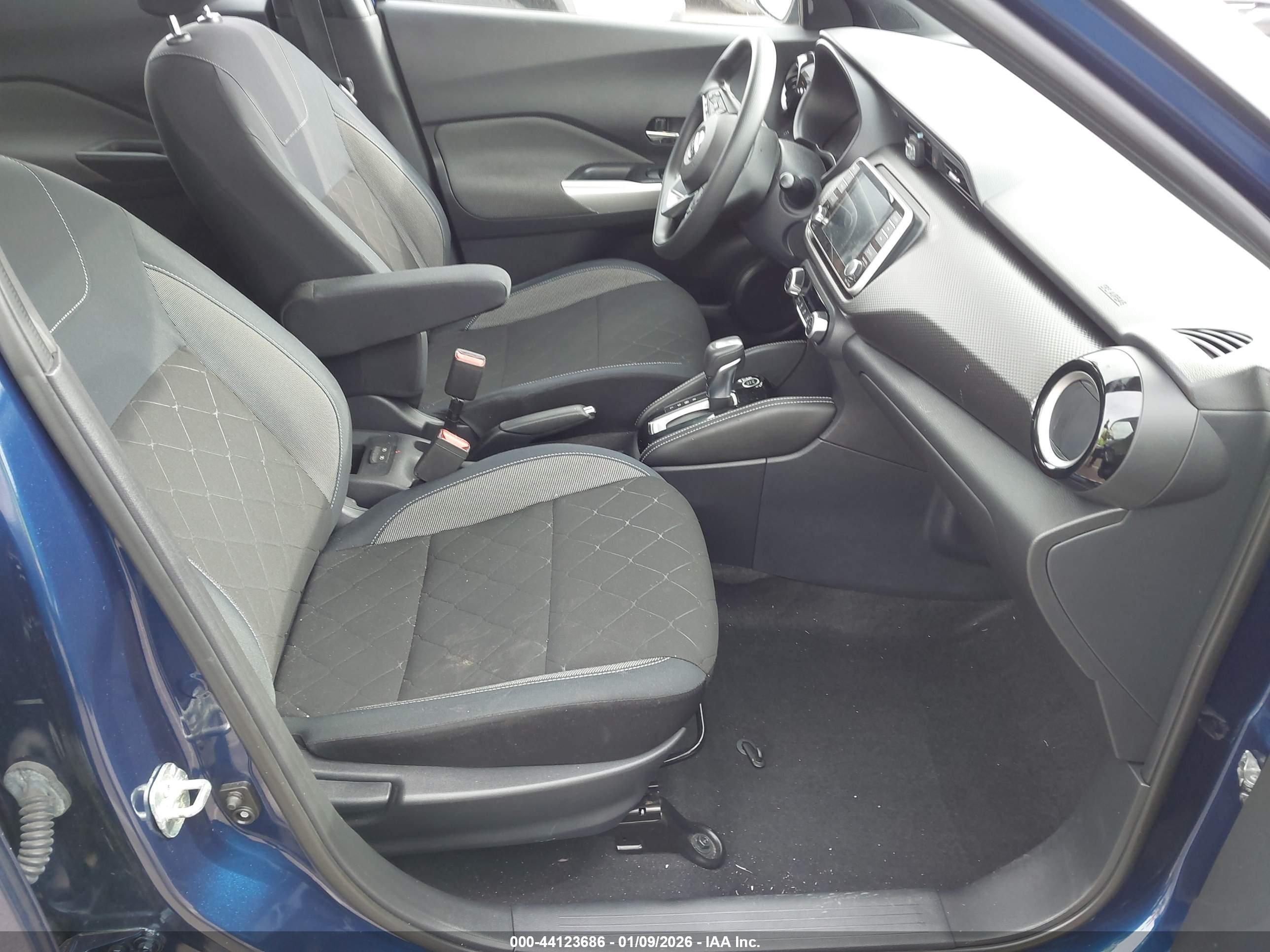 NISSAN KICKS image 5