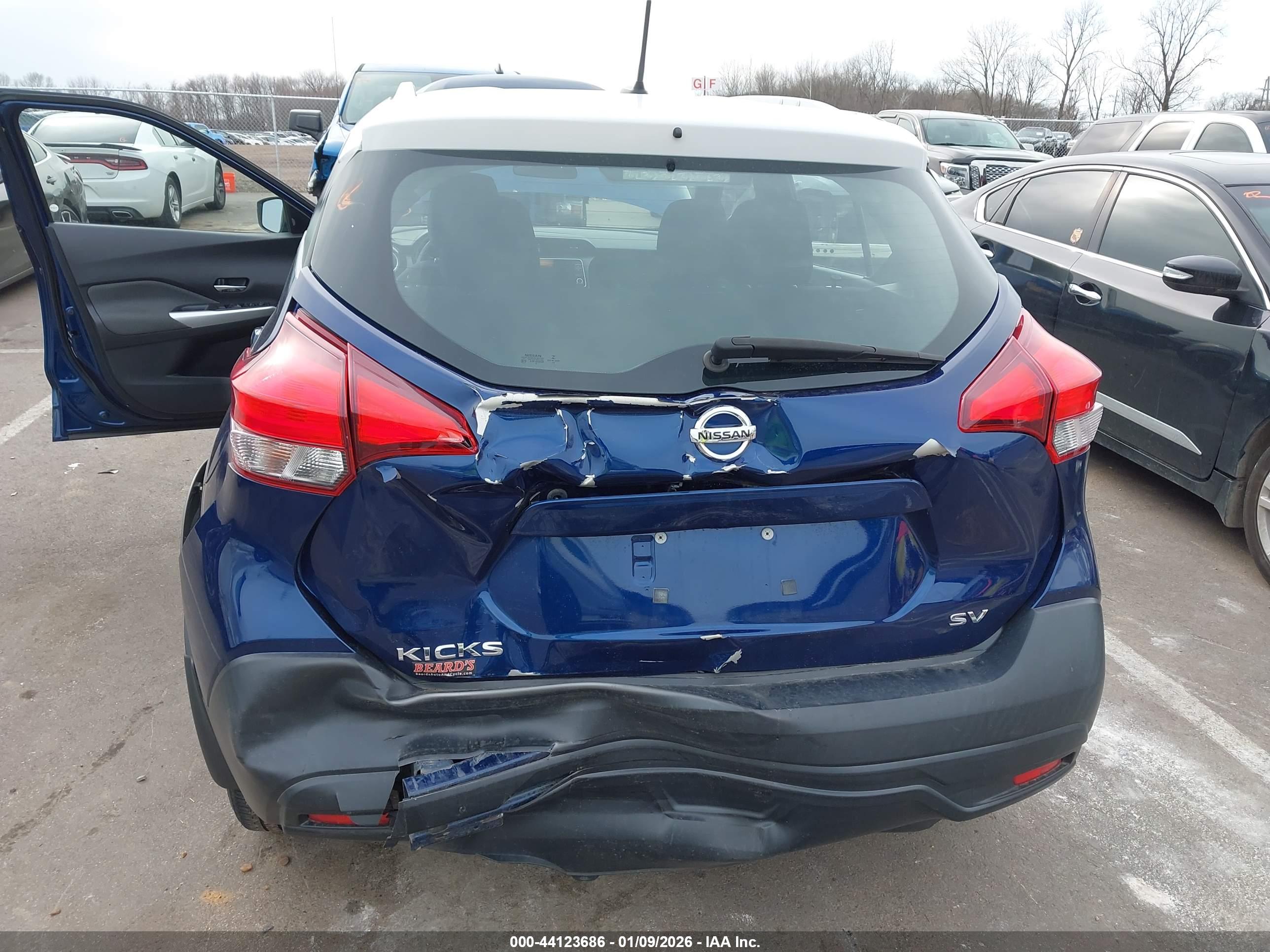 NISSAN KICKS image 6