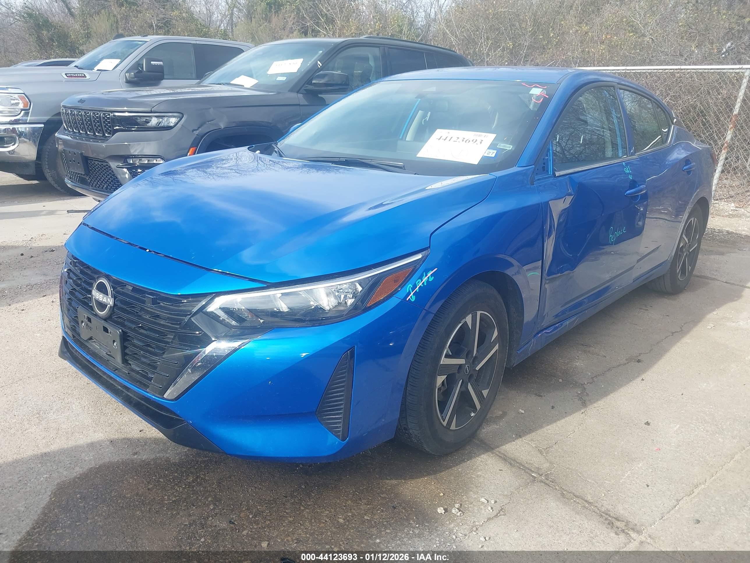 NISSAN SENTRA image 2