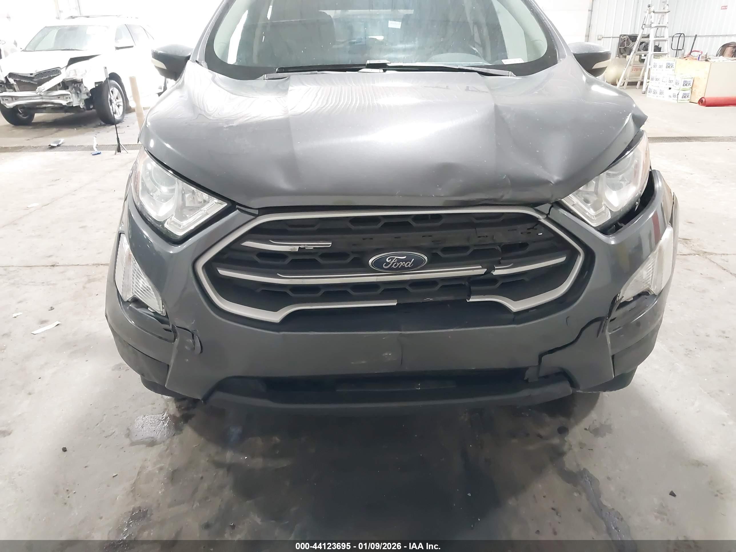 FORD ECOSPORT image 6
