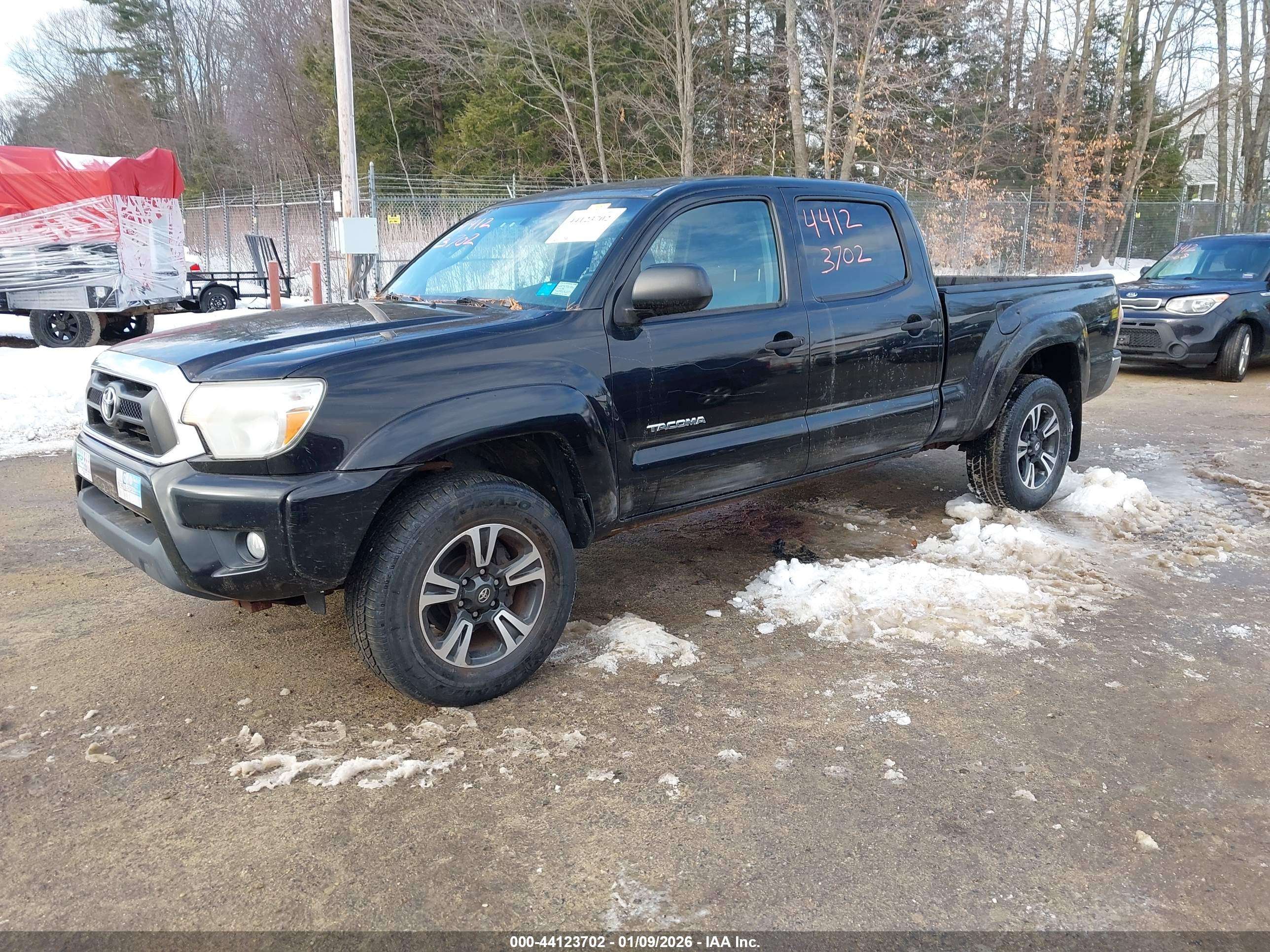 TOYOTA TACOMA image 2
