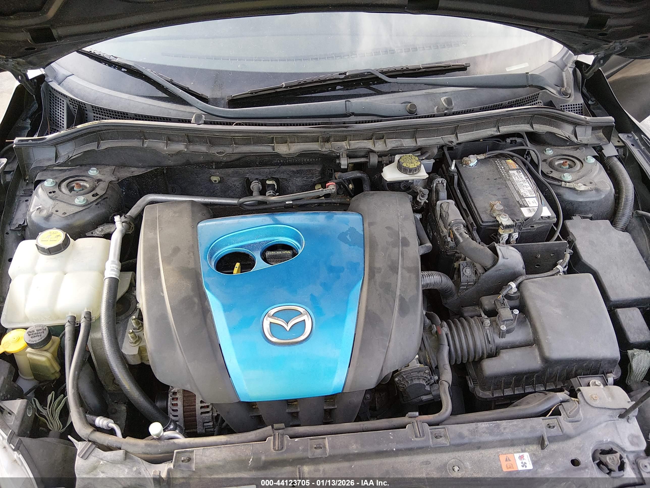 MAZDA MAZDA3 image 10