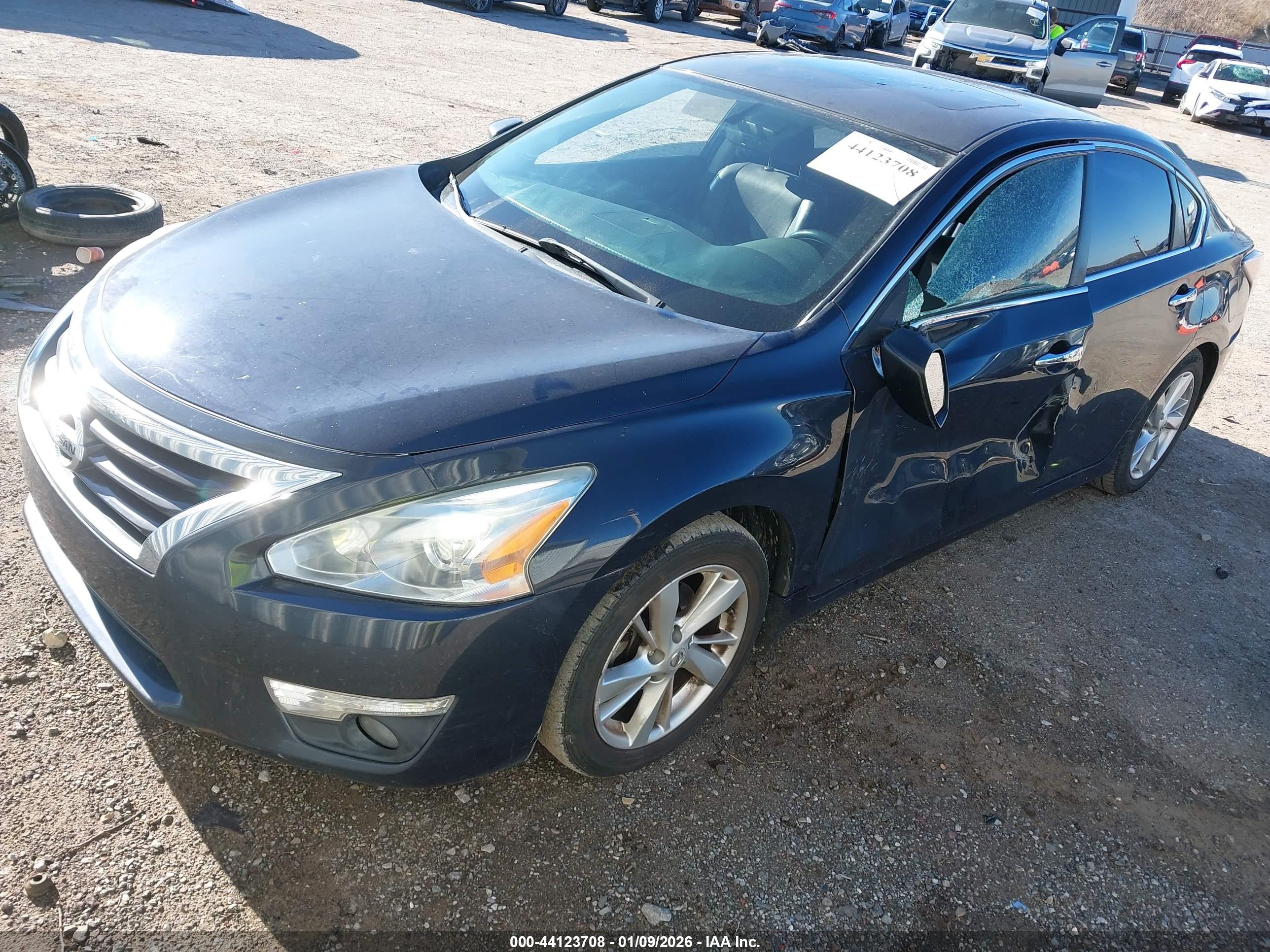 NISSAN ALTIMA image 2