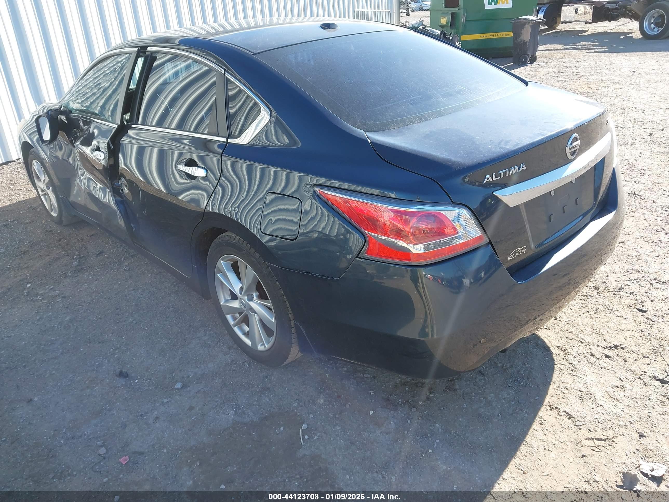 NISSAN ALTIMA image 3