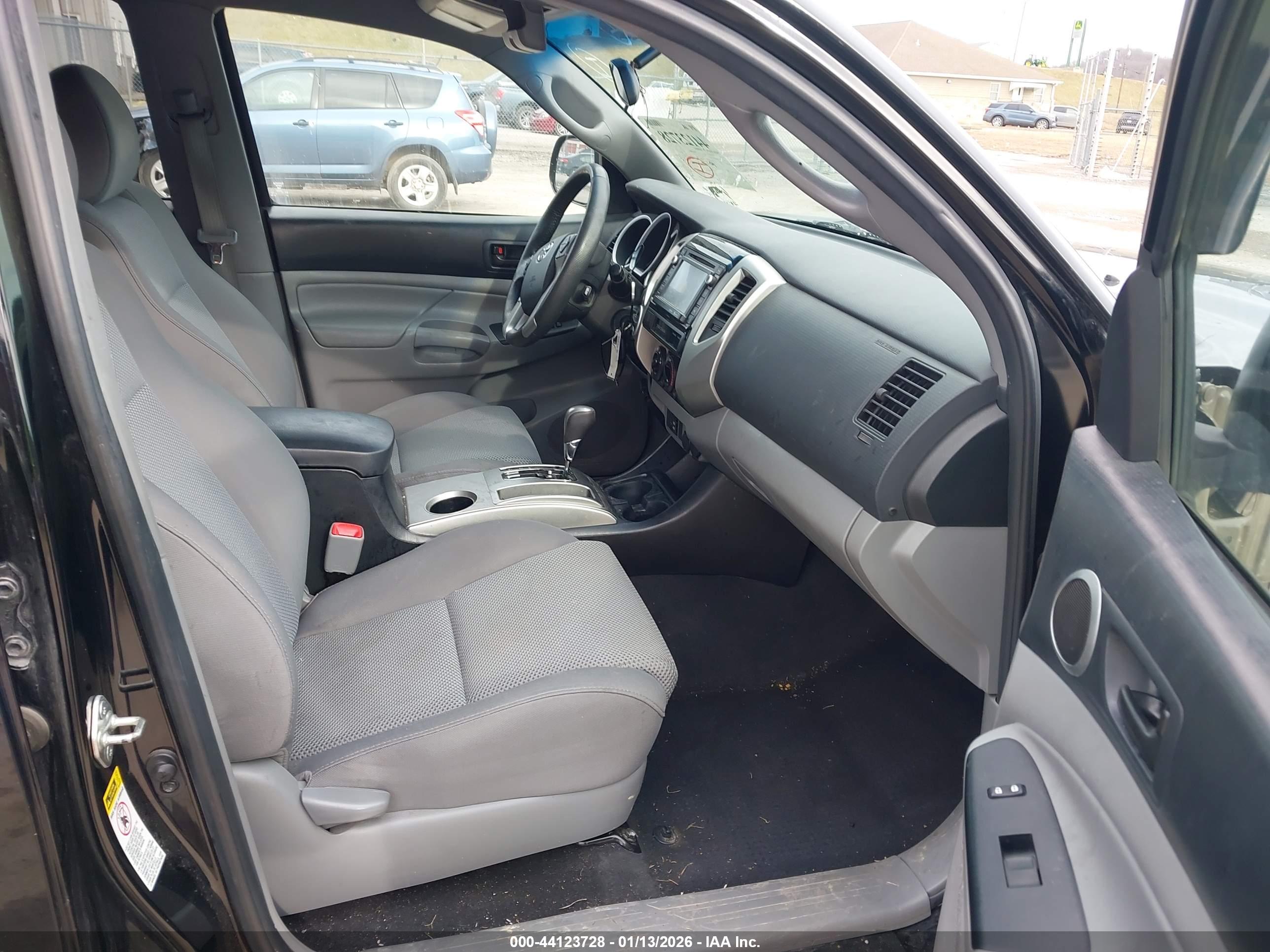 TOYOTA TACOMA image 5