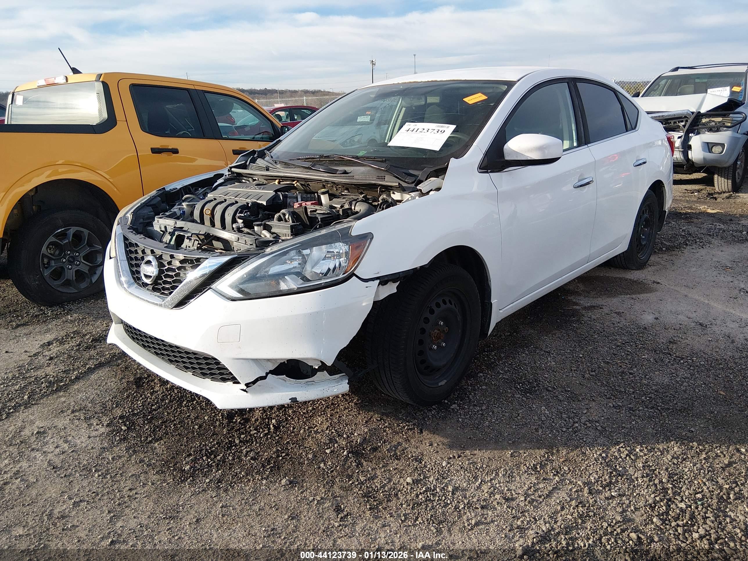 NISSAN SENTRA image 2