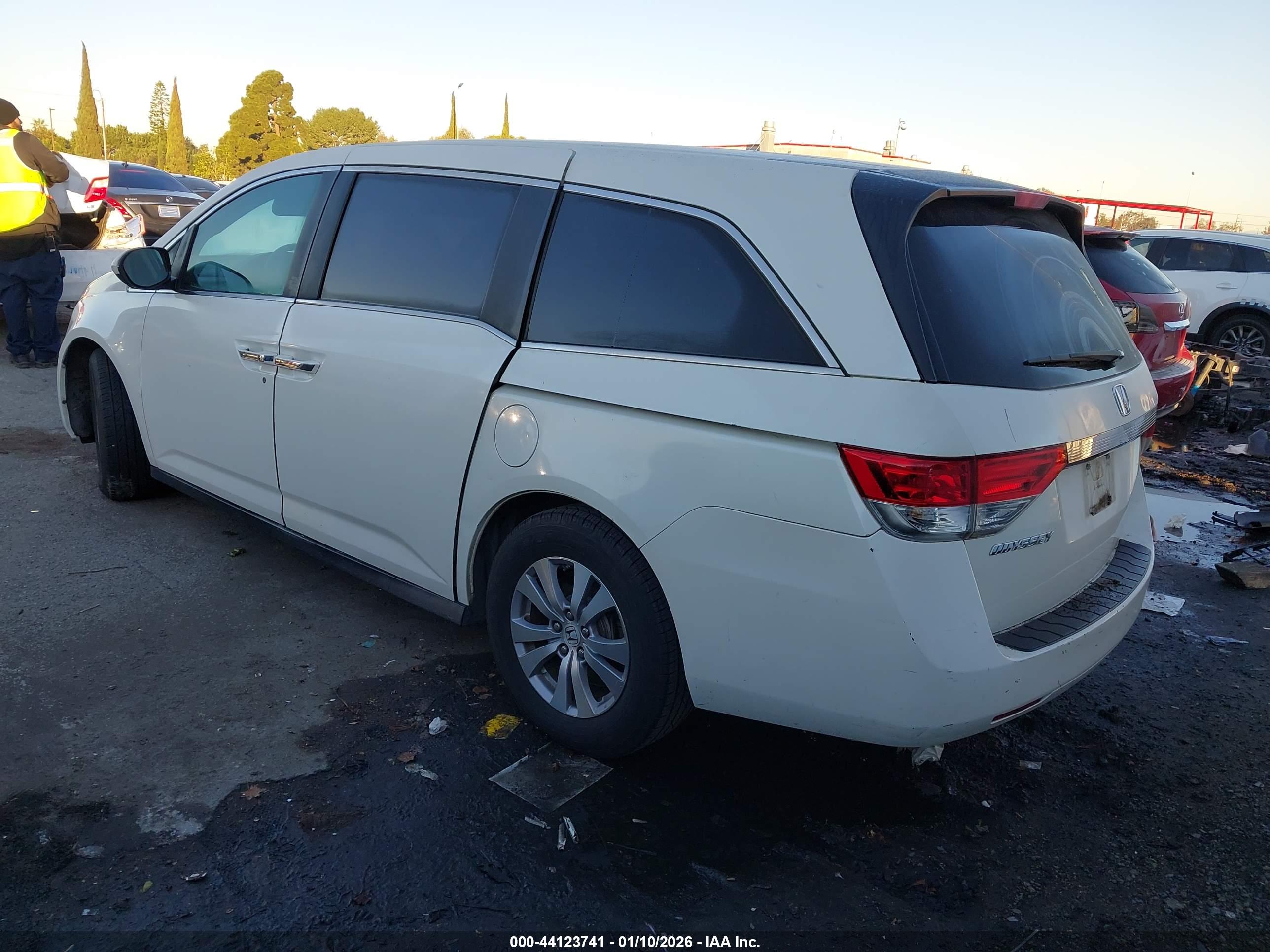 HONDA ODYSSEY image 3