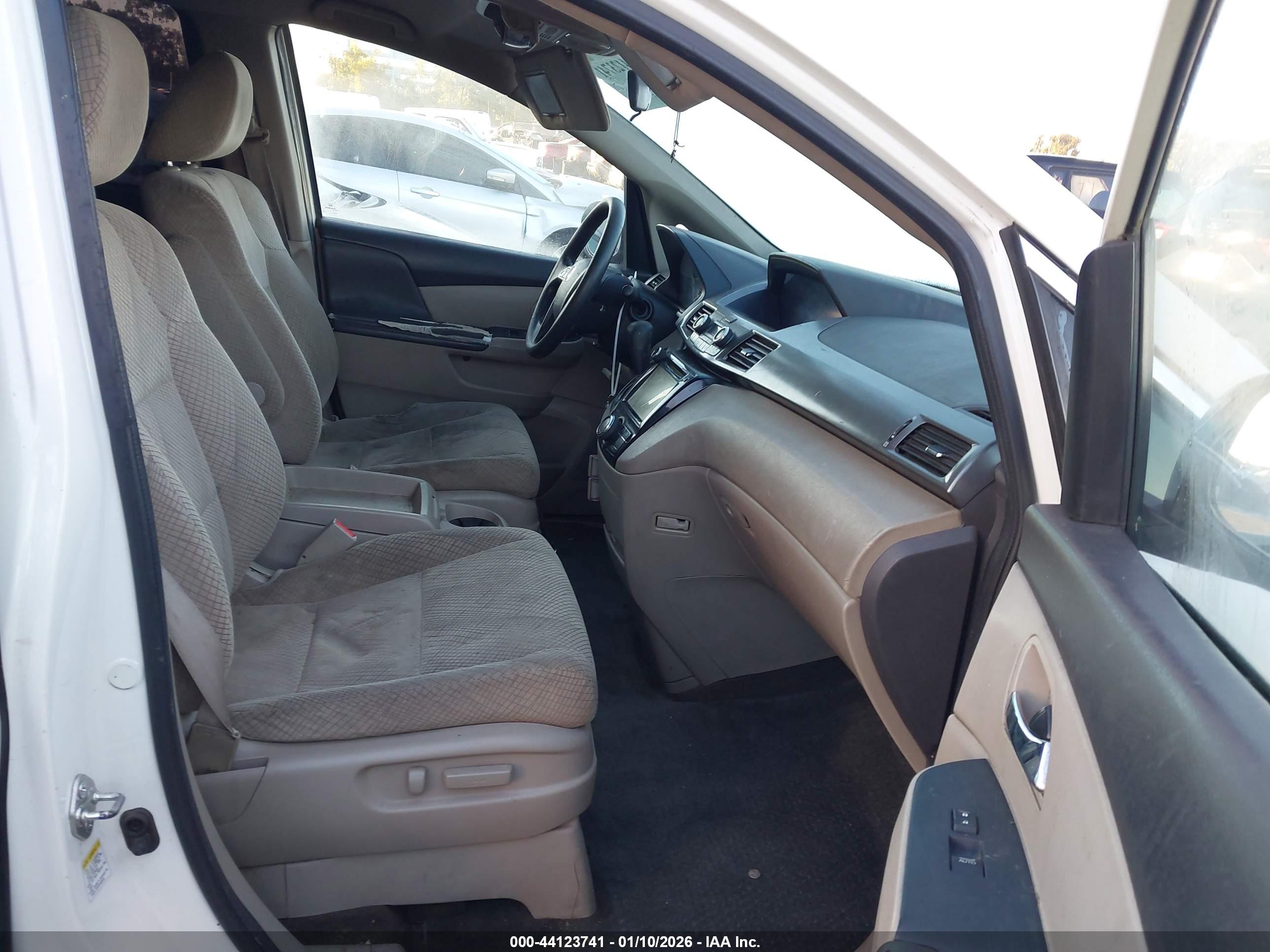 HONDA ODYSSEY image 5