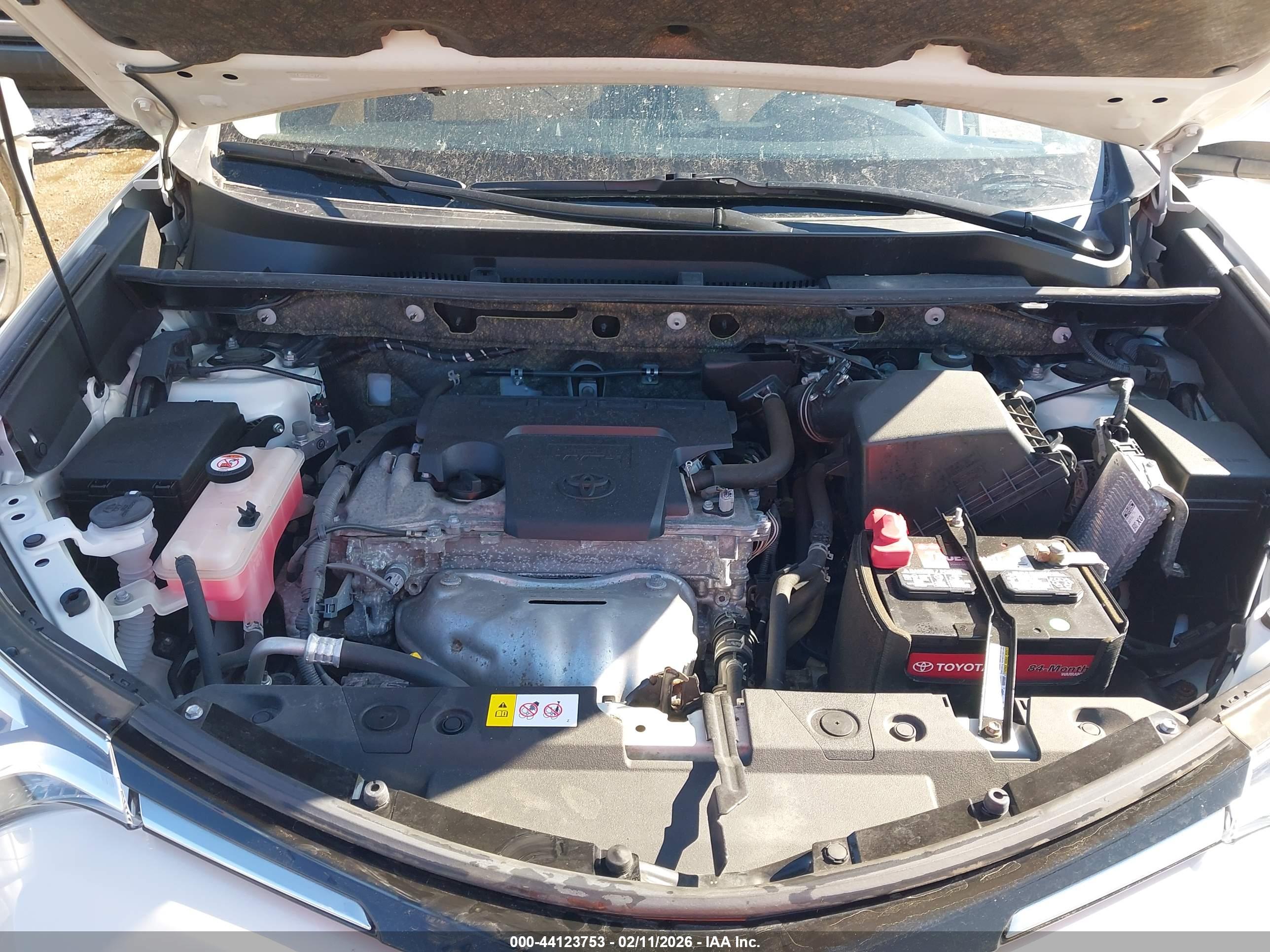 TOYOTA RAV4 image 10