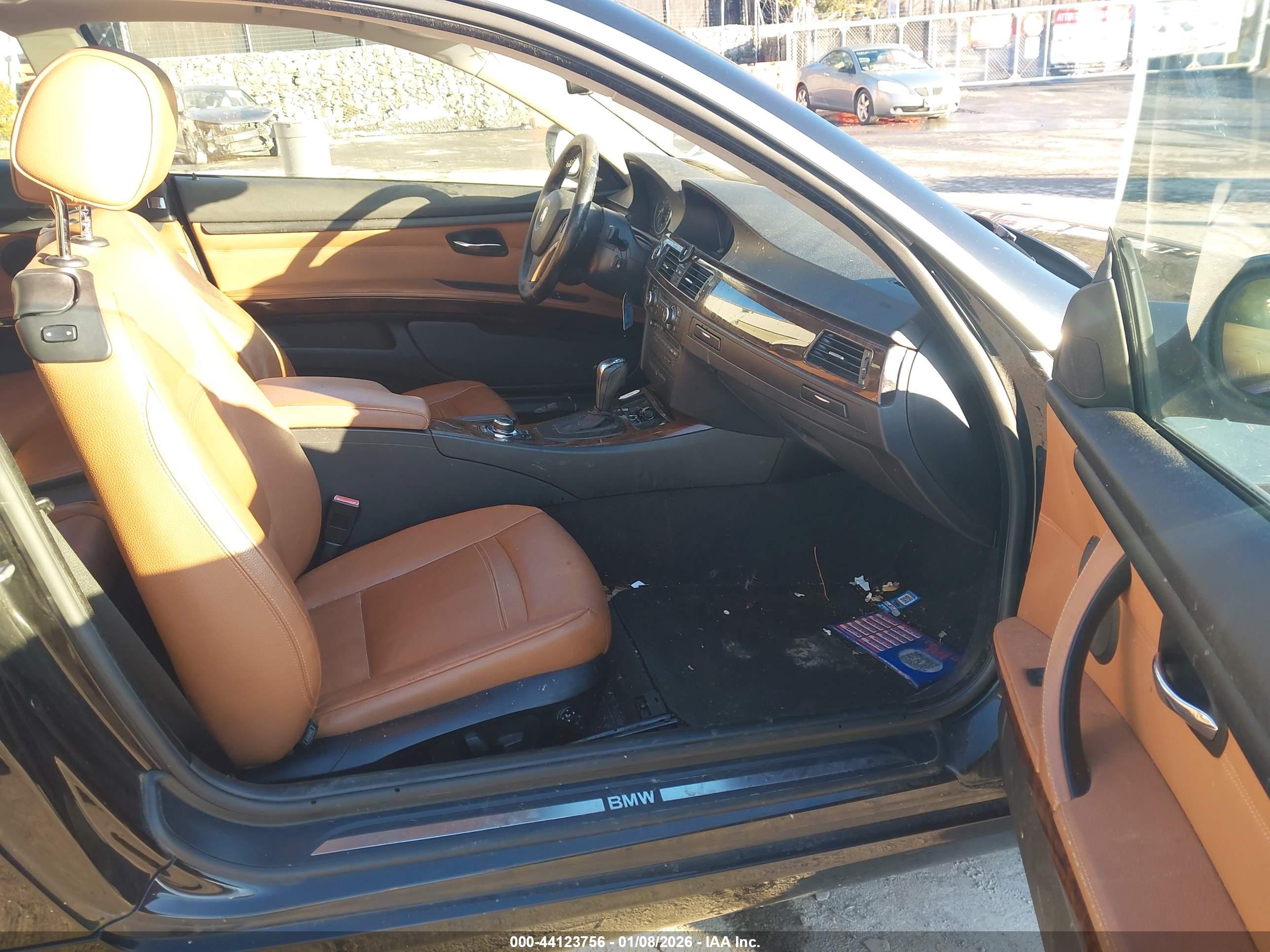 BMW 328I image 5