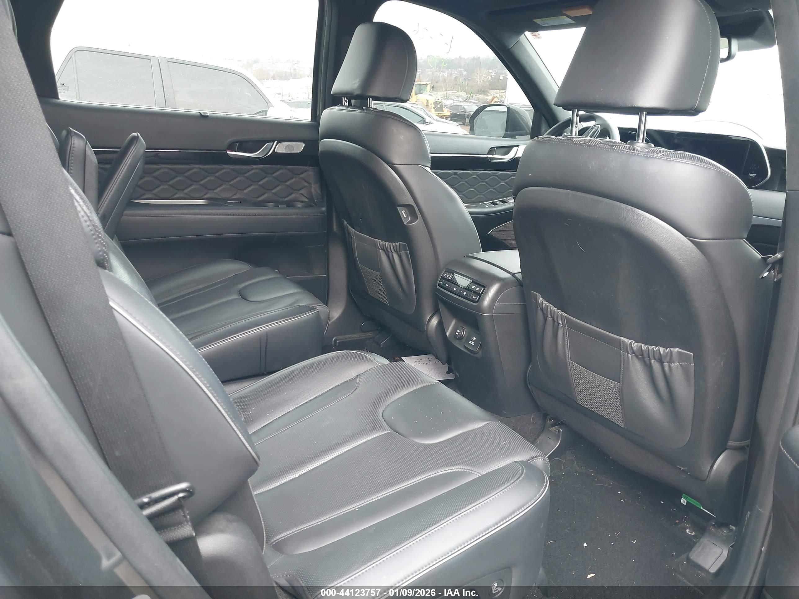 HYUNDAI PALISADE image 8
