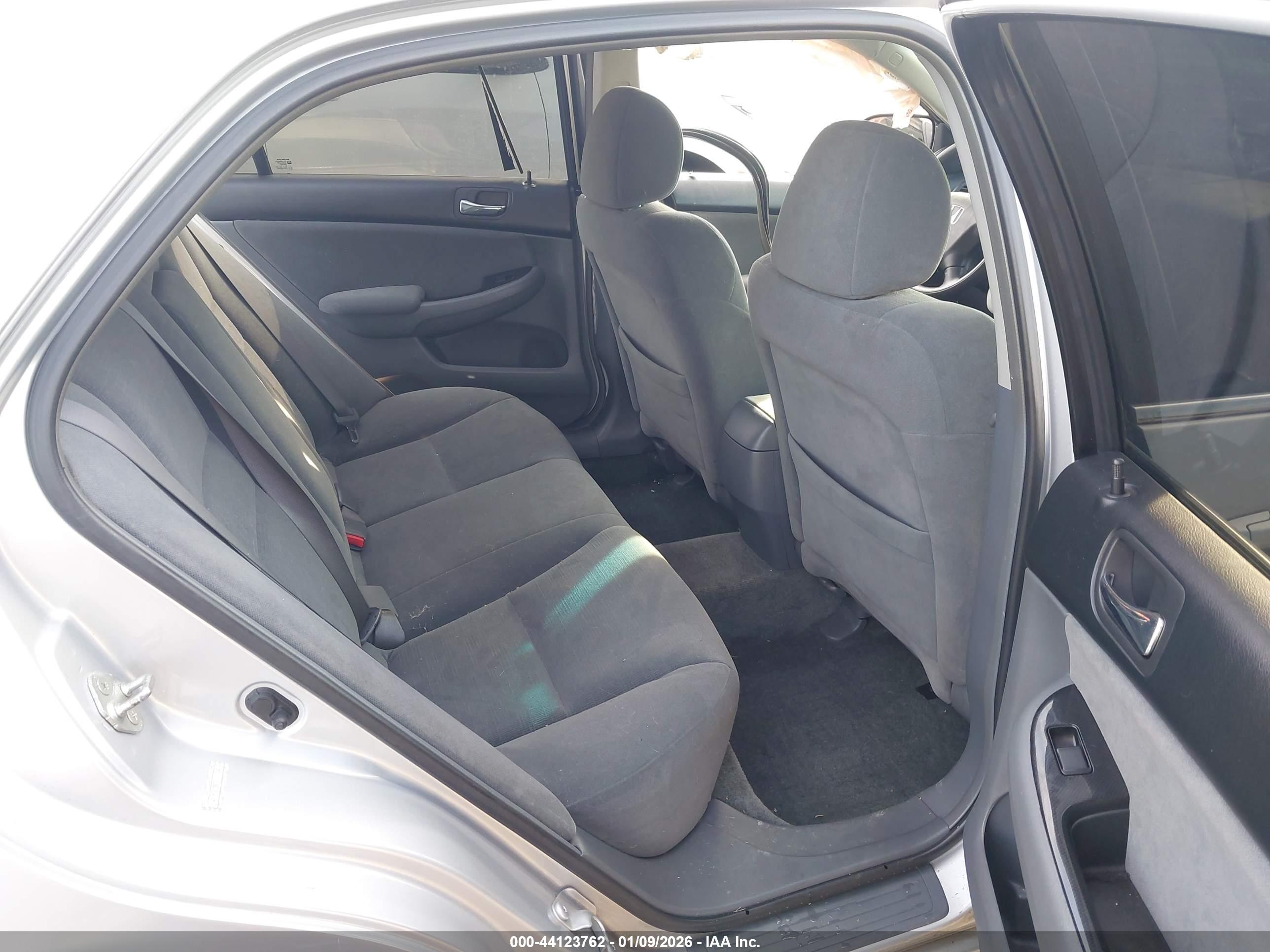 HONDA ACCORD image 8