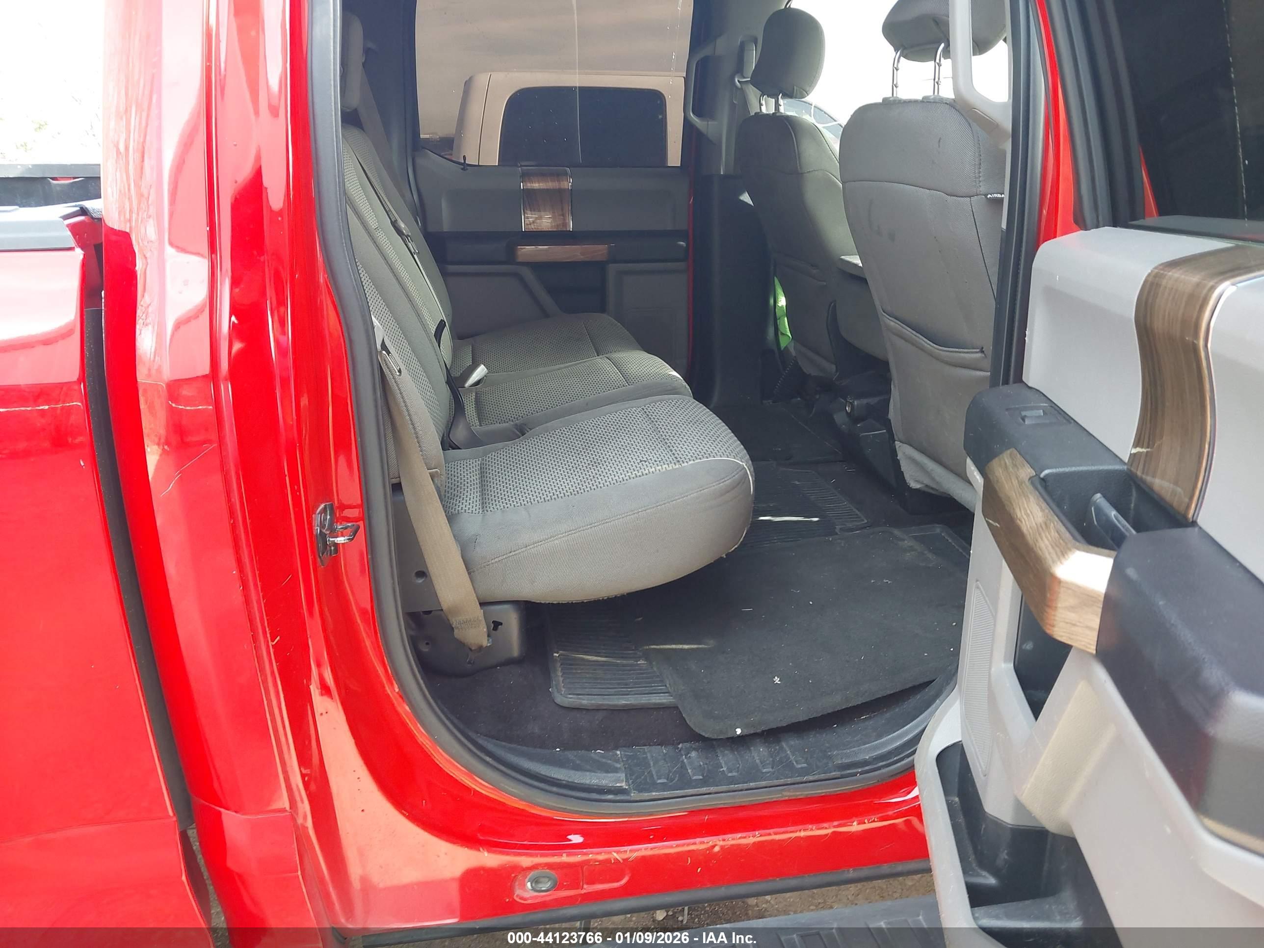 FORD F-150 image 8