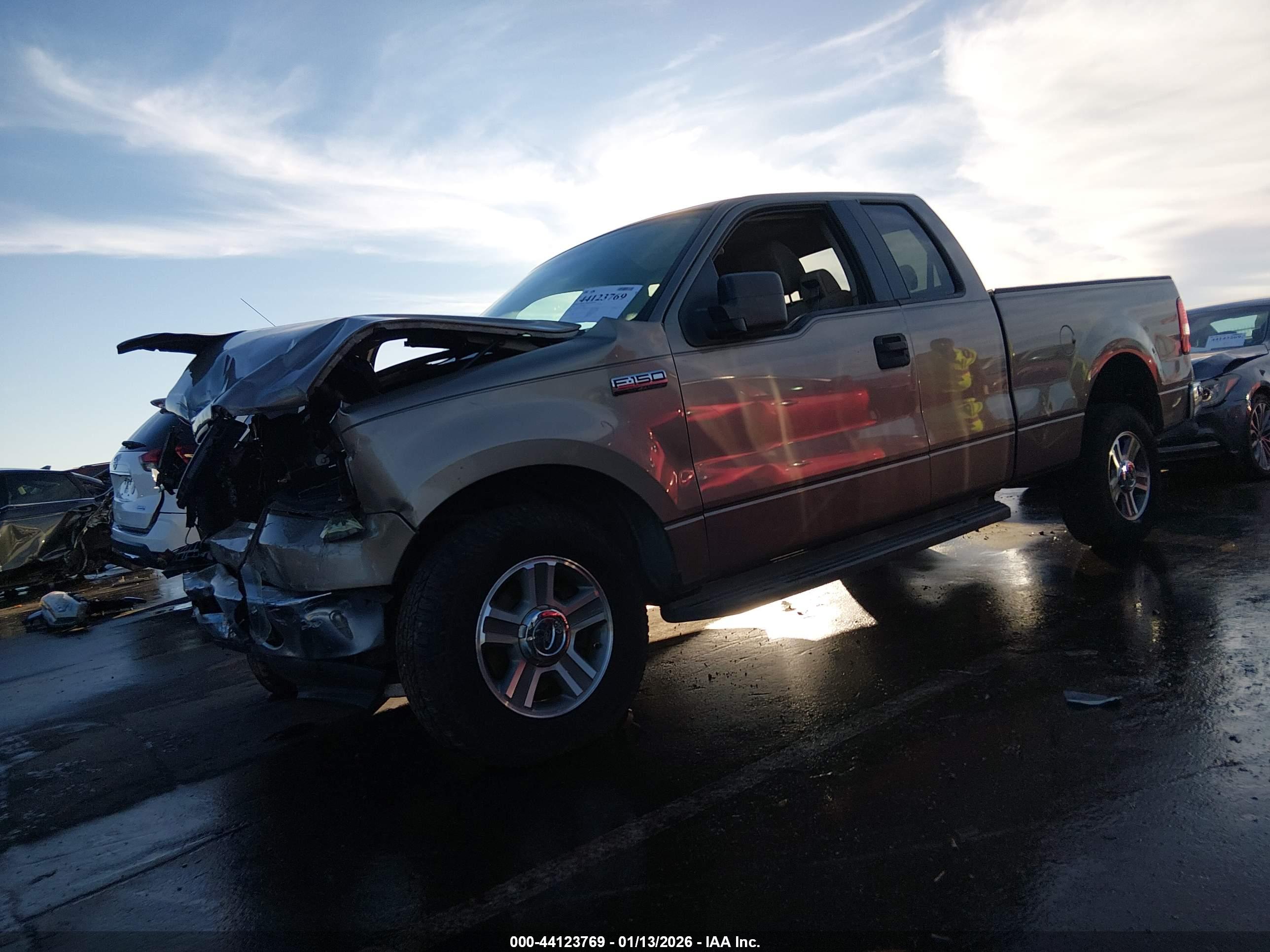 FORD F-150 image 2