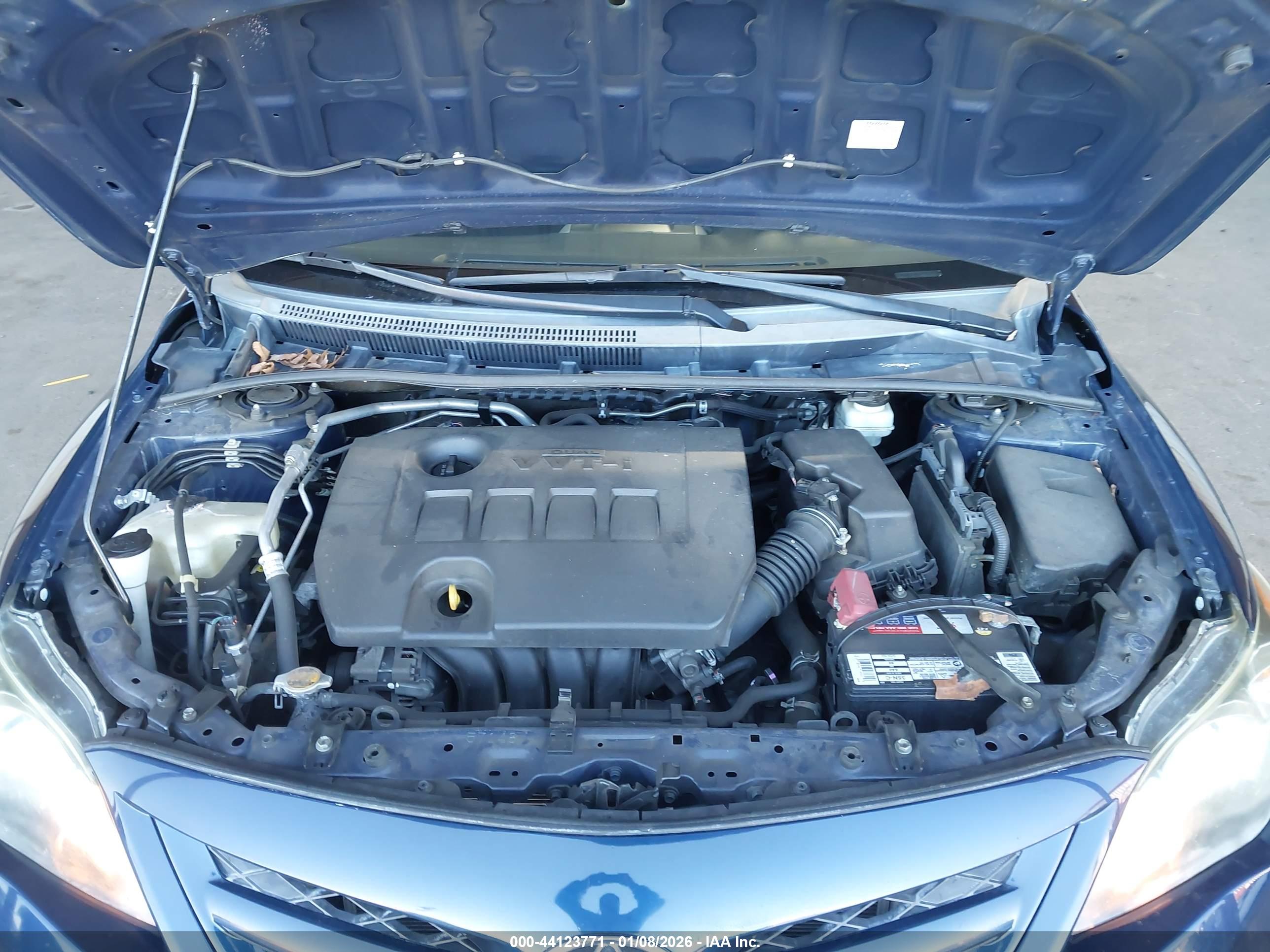 TOYOTA COROLLA image 10