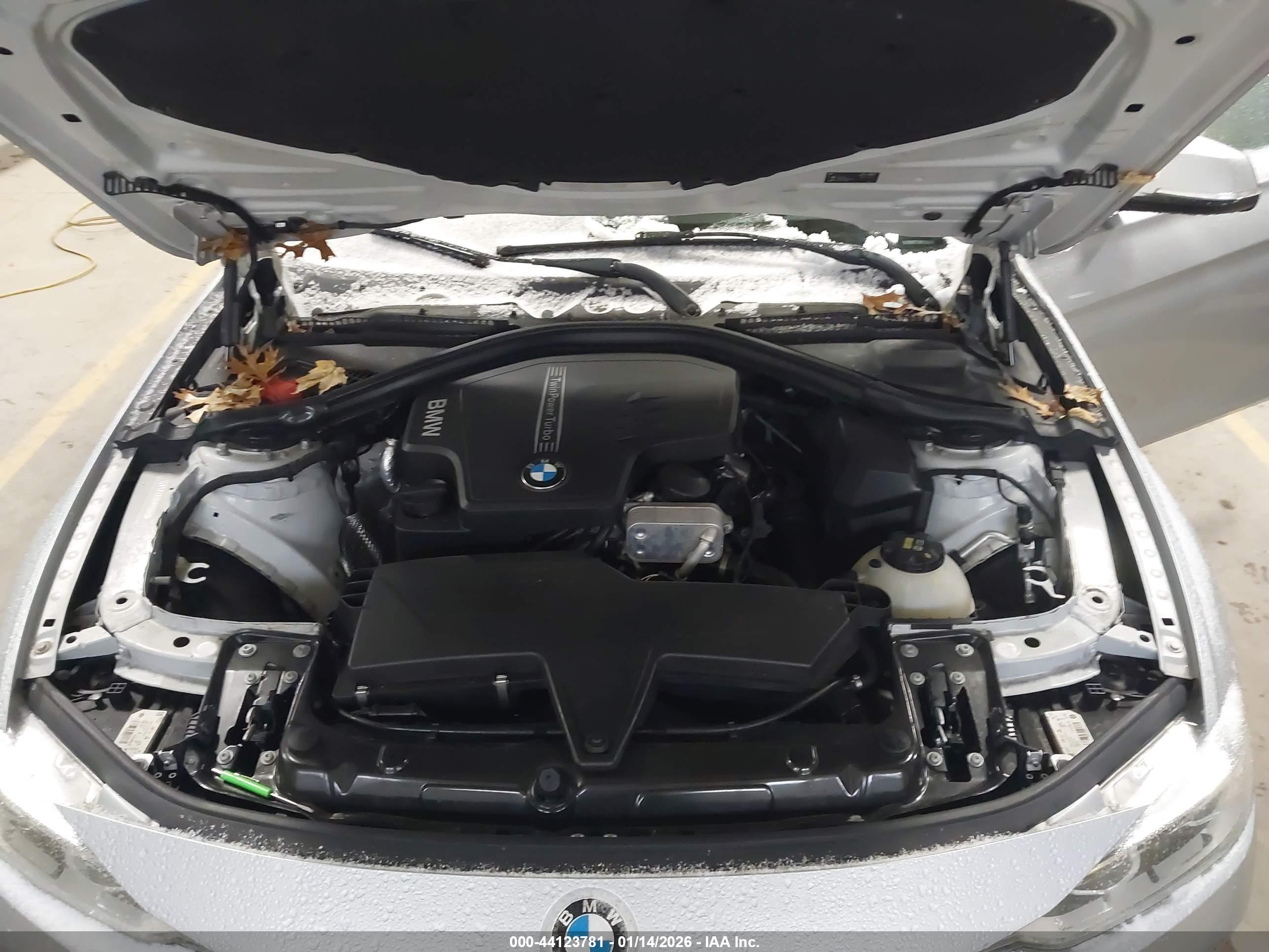 BMW 328I image 10