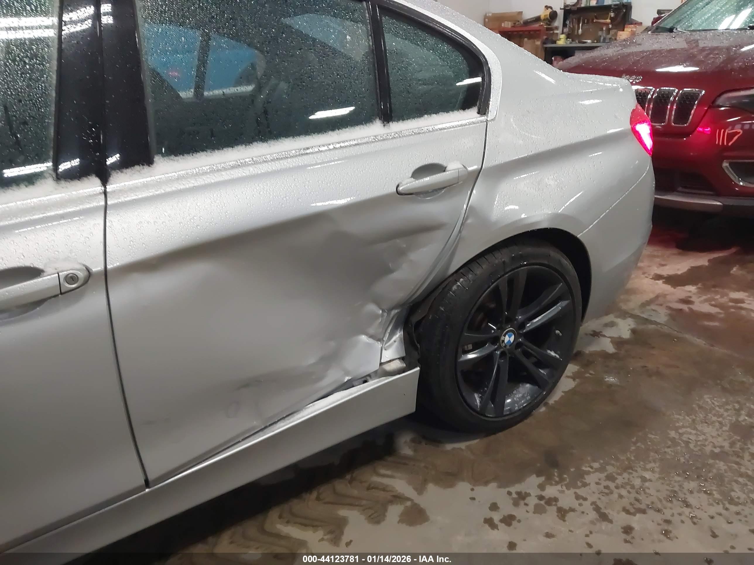 BMW 328I image 6