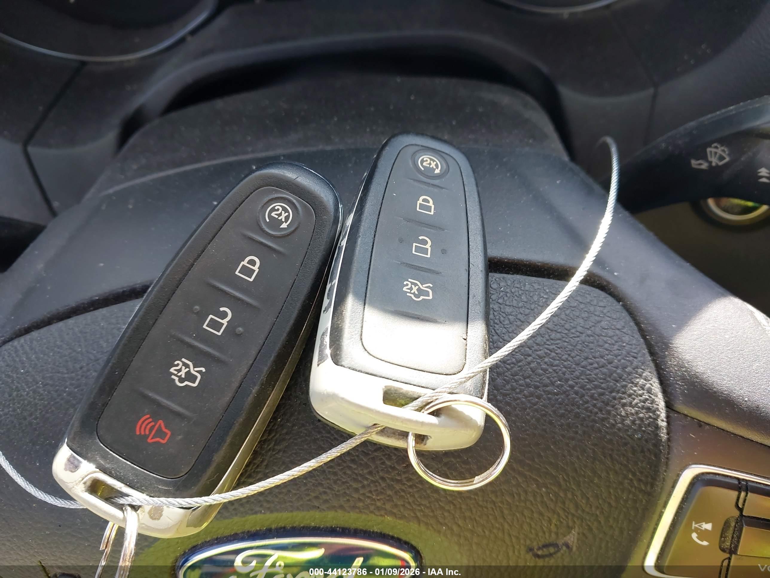 FORD FOCUS image 11