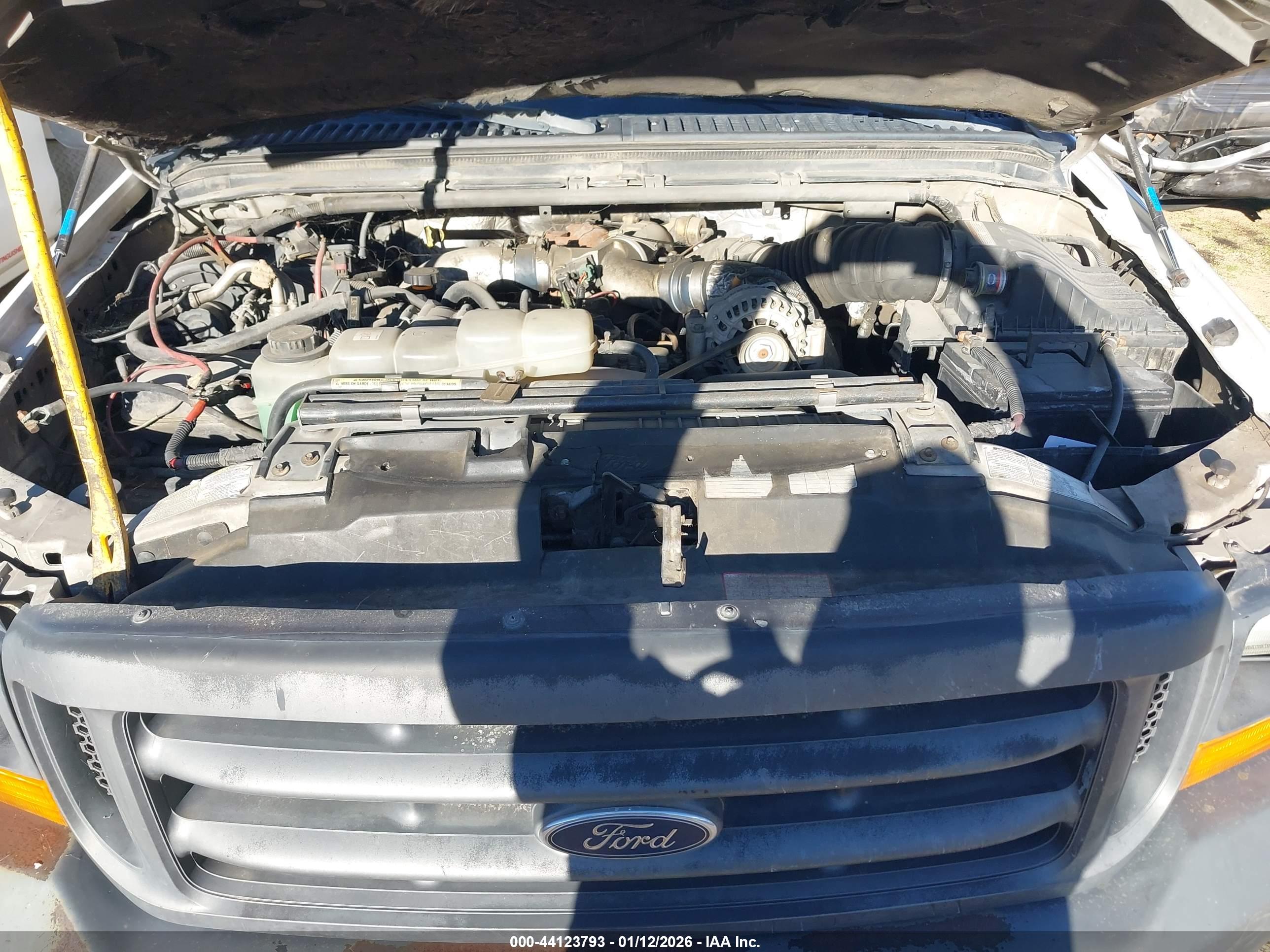 FORD F-450 image 10