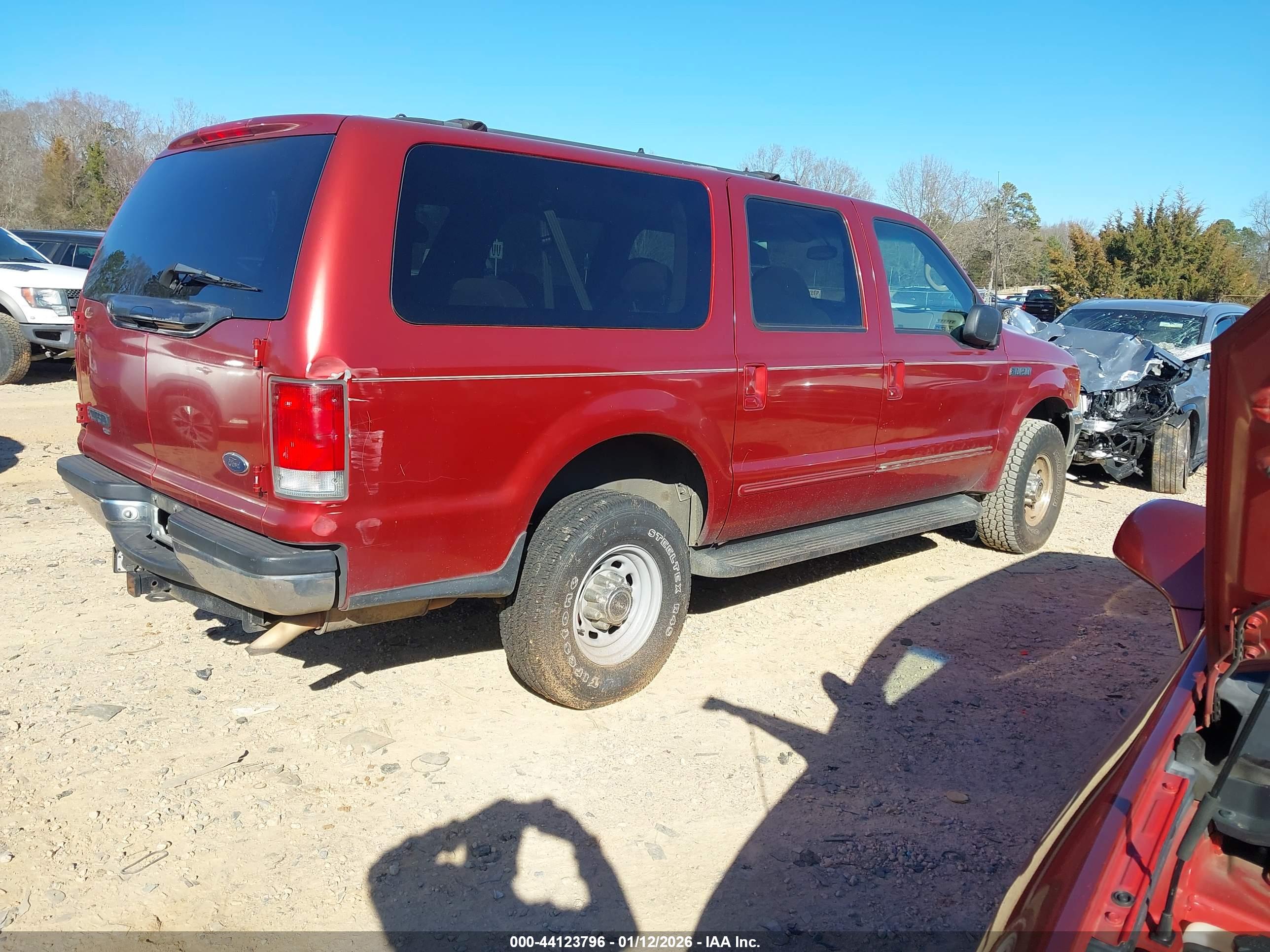 FORD EXCURSION image 4